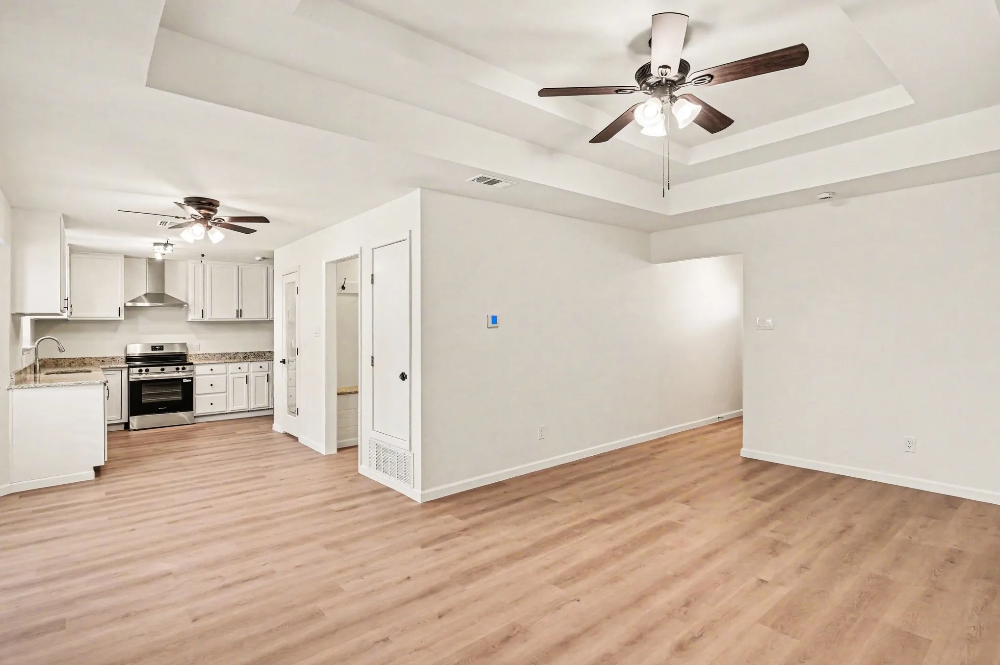 Single Family Residence For Rent in Johnson County , 772 Hampshire Drive, Burleson, Texas 76028, 3 Bedroom, 2 Bathroom, 2 Garage spaces, 1,210 Sqft, built in 1987, mls#21382264, Real Estate Agent in Burleson, Homes For Rent in Johnson county, Homes For Rent in Burleson, Realtor in Burleson Texas, Real Estate Brokerage Independent Realty Texas, Luminita Cordes Realtor