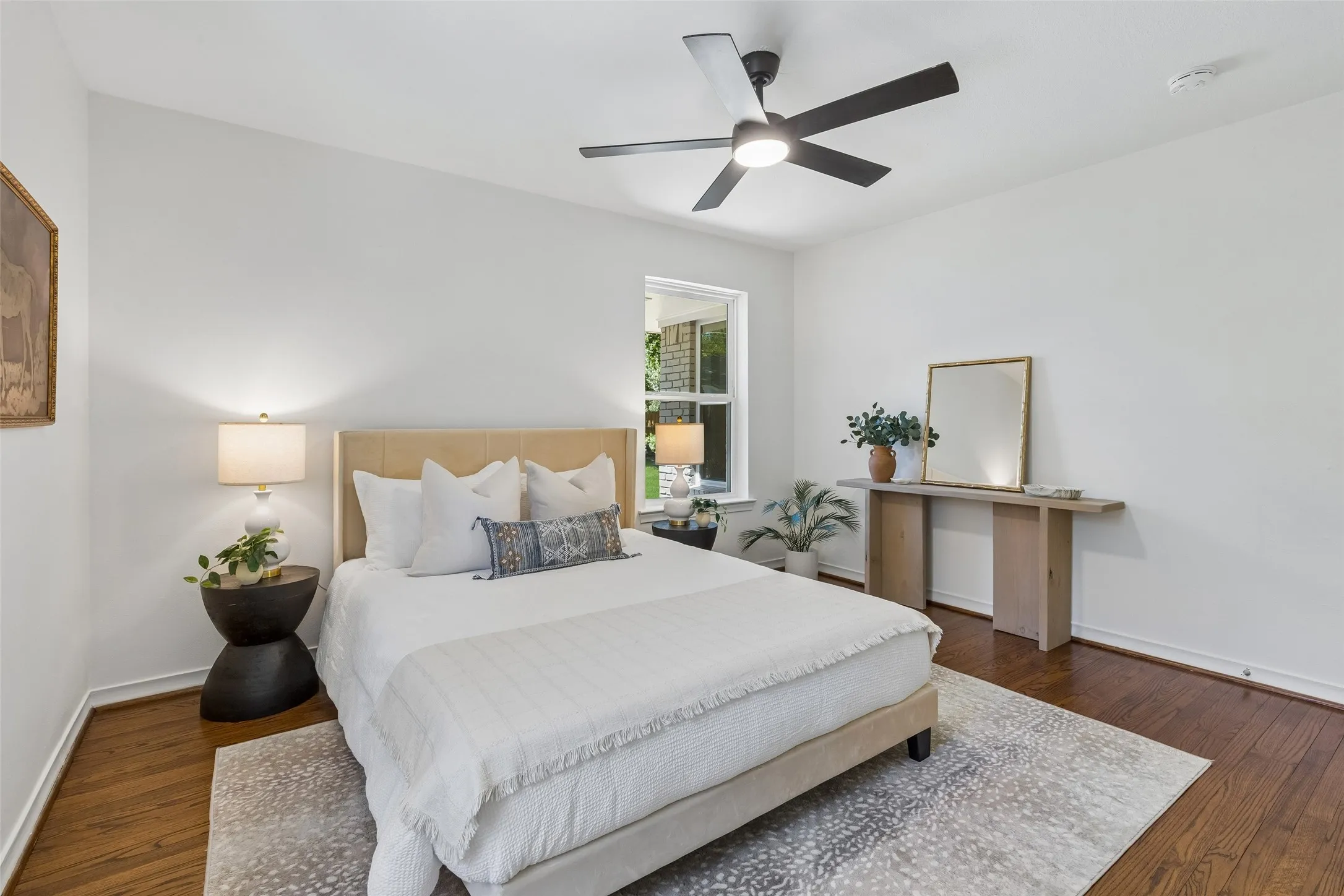 Single Family Residence For Sale in Dallas County , 155 Bon Aire Drive, Dallas, Texas 75218, 3 Bedroom, 2 Bathroom, 1 Garage spaces, 1,330 Sqft, built in 1955, mls#21380073, Real Estate Agent in Dallas, Homes For Sale in Dallas county, Homes For Sale in Dallas, Realtor in Dallas Texas, Real Estate Brokerage Independent Realty Texas, Luminita Cordes Realtor