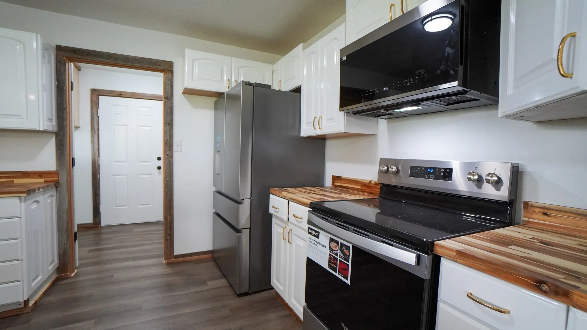 Single Family Residence For Rent in Kaufman County , 6700 Colquitt Road, Terrell, Texas 75160, 4 Bedroom, 2 Bathroom, Garage spaces, 2,345 Sqft, built in 1985, mls#21381706, Real Estate Agent in Terrell, Homes For Rent in Kaufman county, Homes For Rent in Terrell, Realtor in Terrell Texas, Real Estate Brokerage Independent Realty Texas, Luminita Cordes Realtor