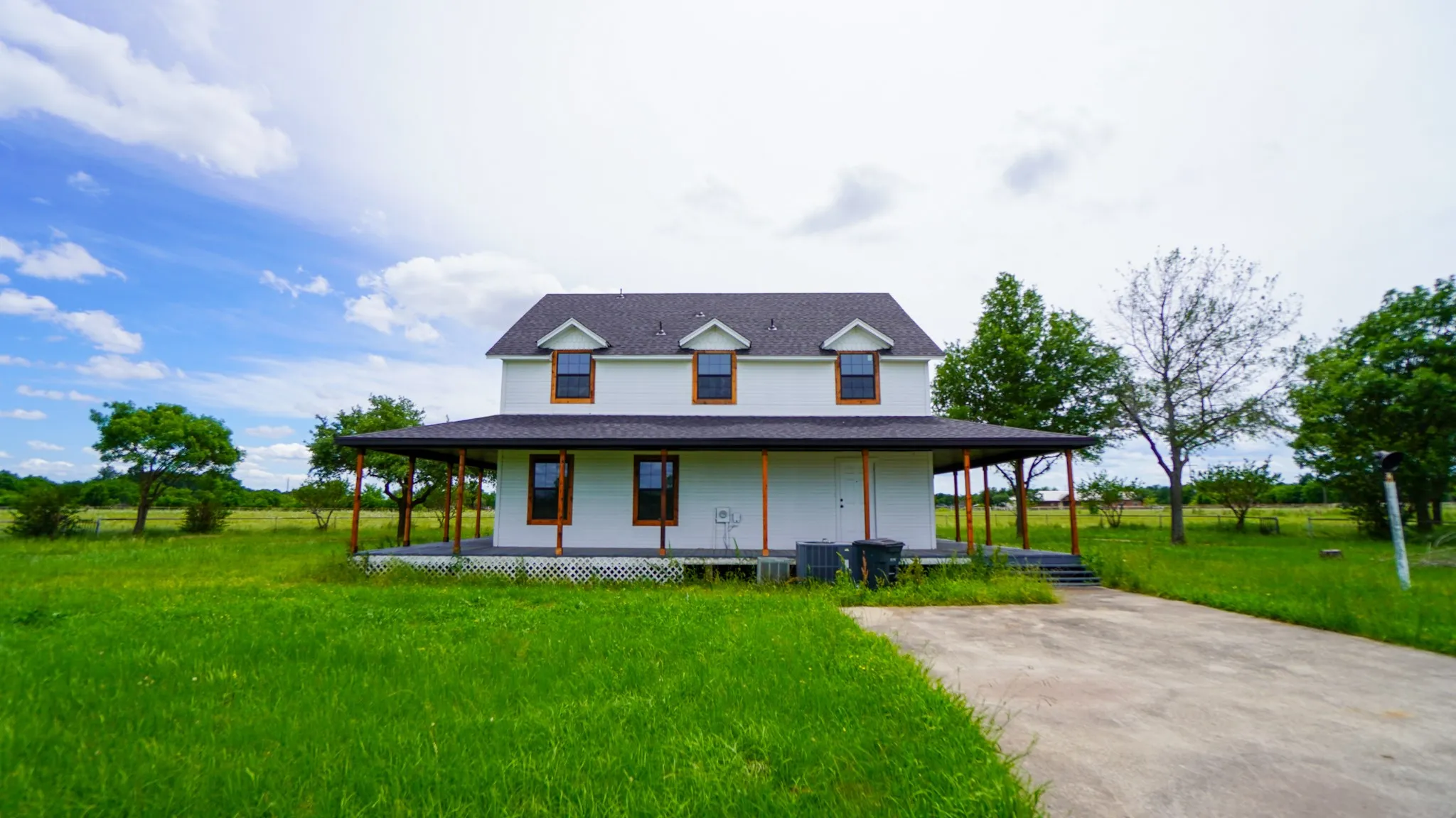 Single Family Residence For Rent in Kaufman County , 6700 Colquitt Road, Terrell, Texas 75160, 4 Bedroom, 2 Bathroom, Garage spaces, 2,345 Sqft, built in 1985, mls#21381706, Real Estate Agent in Terrell, Homes For Rent in Kaufman county, Homes For Rent in Terrell, Realtor in Terrell Texas, Real Estate Brokerage Independent Realty Texas, Luminita Cordes Realtor