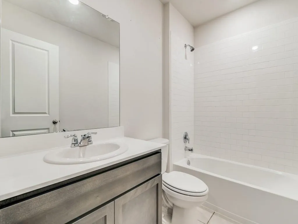 Single Family Residence For Rent in Hunt County , 1008 Silver Maple Lane, Royse City, Texas 75189, 4 Bedroom, 3 Bathroom, 2 Garage spaces, 2,097 Sqft, built in 2020, mls#21382283, Real Estate Agent in Royse City, Homes For Rent in Hunt county, Homes For Rent in Royse City, Realtor in Royse City Texas, Real Estate Brokerage Independent Realty Texas, Luminita Cordes Realtor
