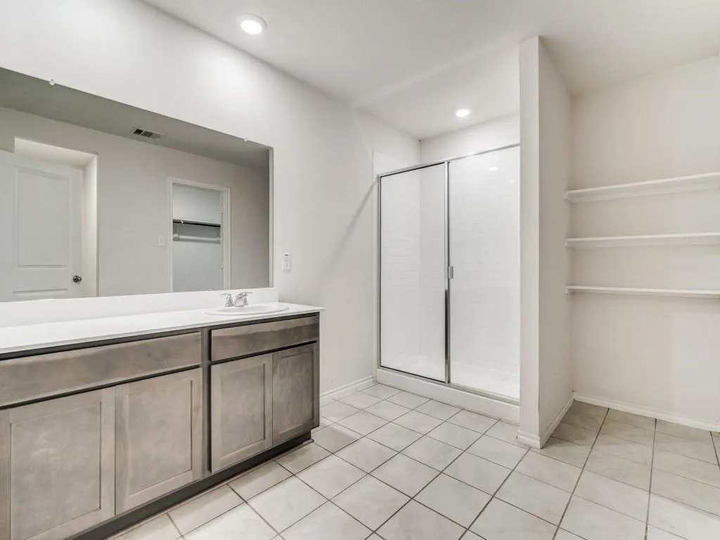 Single Family Residence For Rent in Hunt County , 1008 Silver Maple Lane, Royse City, Texas 75189, 4 Bedroom, 3 Bathroom, 2 Garage spaces, 2,097 Sqft, built in 2020, mls#21382283, Real Estate Agent in Royse City, Homes For Rent in Hunt county, Homes For Rent in Royse City, Realtor in Royse City Texas, Real Estate Brokerage Independent Realty Texas, Luminita Cordes Realtor