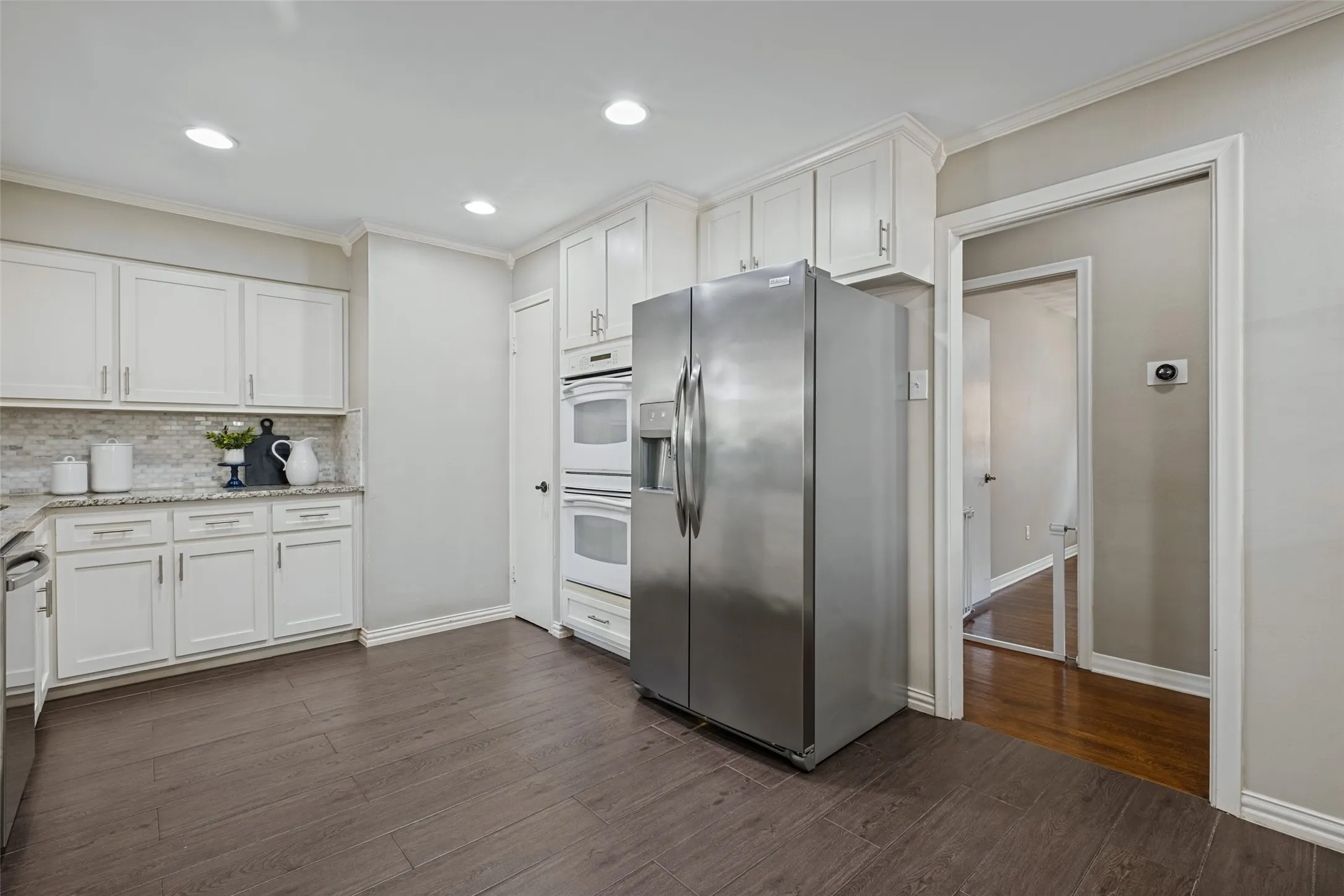 Single Family Residence For Sale in Dallas County , 2535 Dorrington Drive, Dallas, Texas 75228, 3 Bedroom, 2 Bathroom, 2 Garage spaces, 1,669 Sqft, built in 1959, mls#21372088, Real Estate Agent in Dallas, Homes For Sale in Dallas county, Homes For Sale in Dallas, Realtor in Dallas Texas, Real Estate Brokerage Independent Realty Texas, Luminita Cordes Realtor