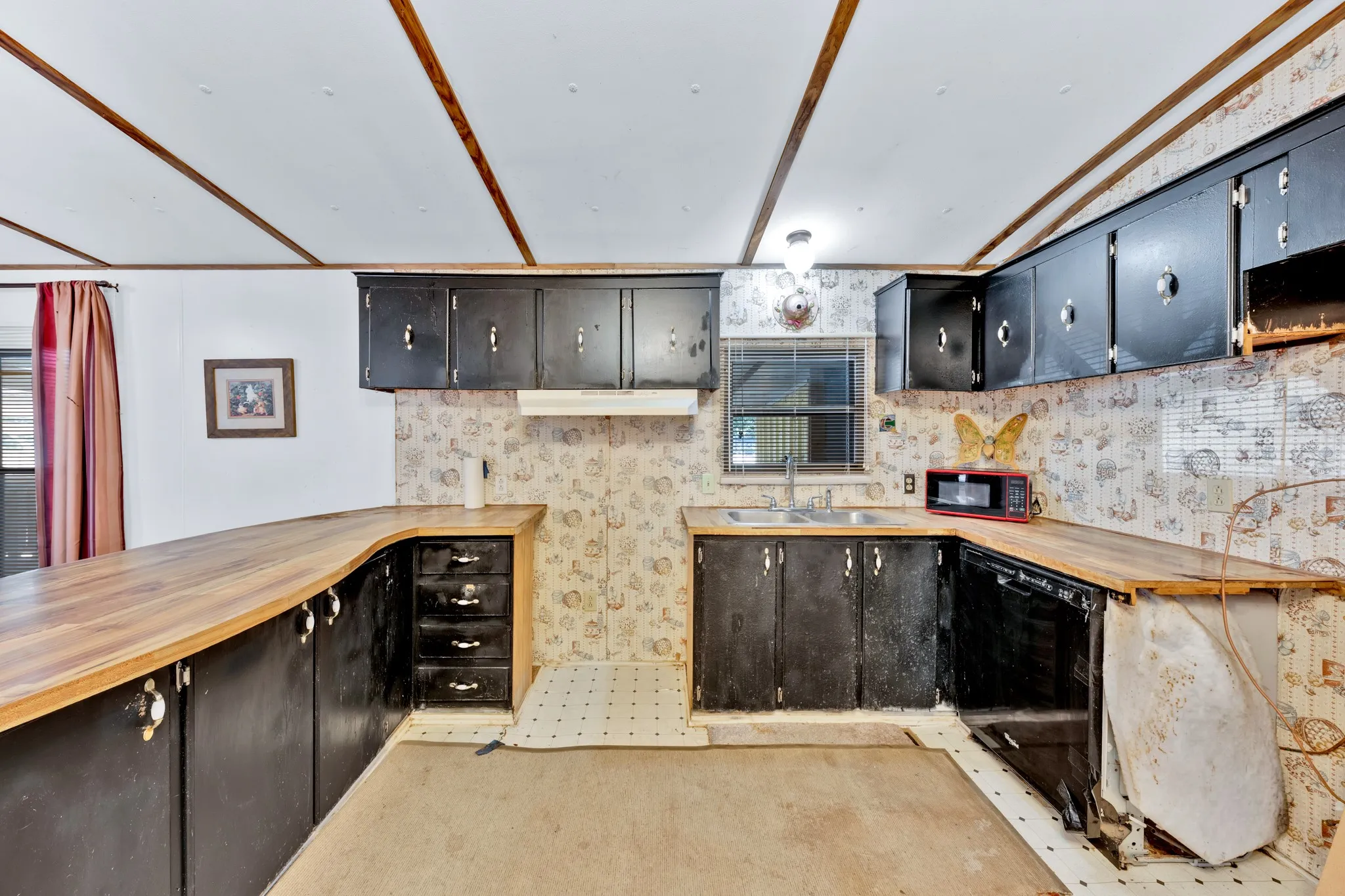 Farm For Sale in Hopkins County , 974 County Road 2310, Sulphur Springs, Texas 75482, 2 Bedroom, 2 Bathroom, Garage spaces, 938 Sqft, built in 1984, mls#21380298, Real Estate Agent in Sulphur Springs, Homes For Sale in Hopkins county, Homes For Sale in Sulphur Springs, Realtor in Sulphur Springs Texas, Real Estate Brokerage Independent Realty Texas, Luminita Cordes Realtor