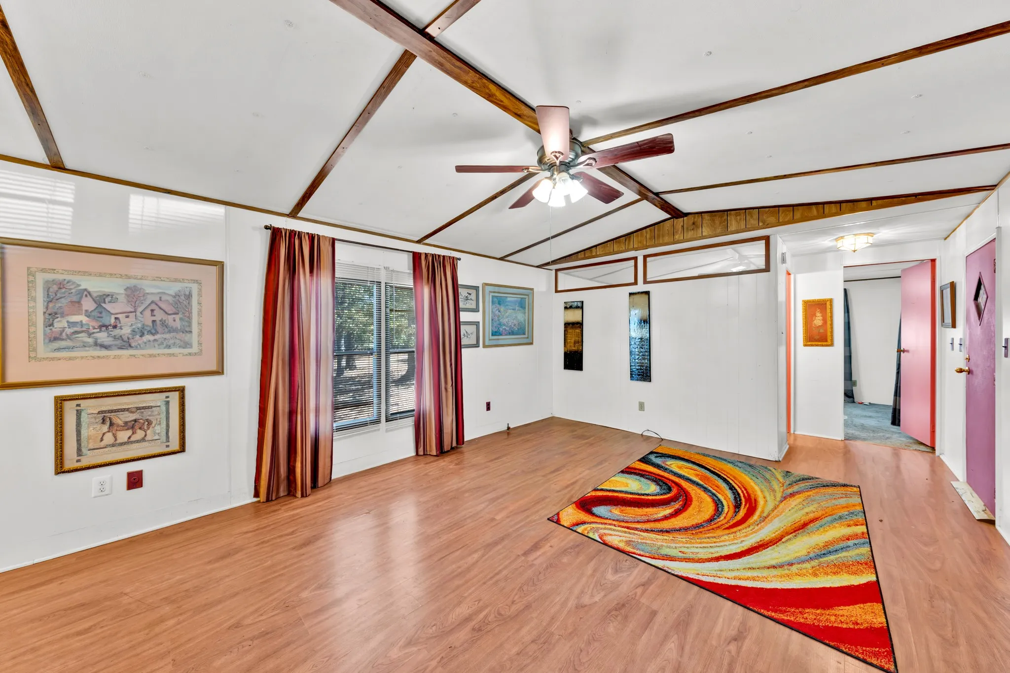 Farm For Sale in Hopkins County , 974 County Road 2310, Sulphur Springs, Texas 75482, 2 Bedroom, 2 Bathroom, Garage spaces, 938 Sqft, built in 1984, mls#21380298, Real Estate Agent in Sulphur Springs, Homes For Sale in Hopkins county, Homes For Sale in Sulphur Springs, Realtor in Sulphur Springs Texas, Real Estate Brokerage Independent Realty Texas, Luminita Cordes Realtor