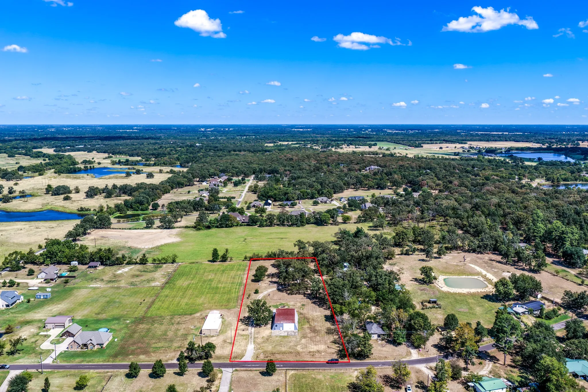 Farm For Sale in Hopkins County , 974 County Road 2310, Sulphur Springs, Texas 75482, 2 Bedroom, 2 Bathroom, Garage spaces, 938 Sqft, built in 1984, mls#21380298, Real Estate Agent in Sulphur Springs, Homes For Sale in Hopkins county, Homes For Sale in Sulphur Springs, Realtor in Sulphur Springs Texas, Real Estate Brokerage Independent Realty Texas, Luminita Cordes Realtor