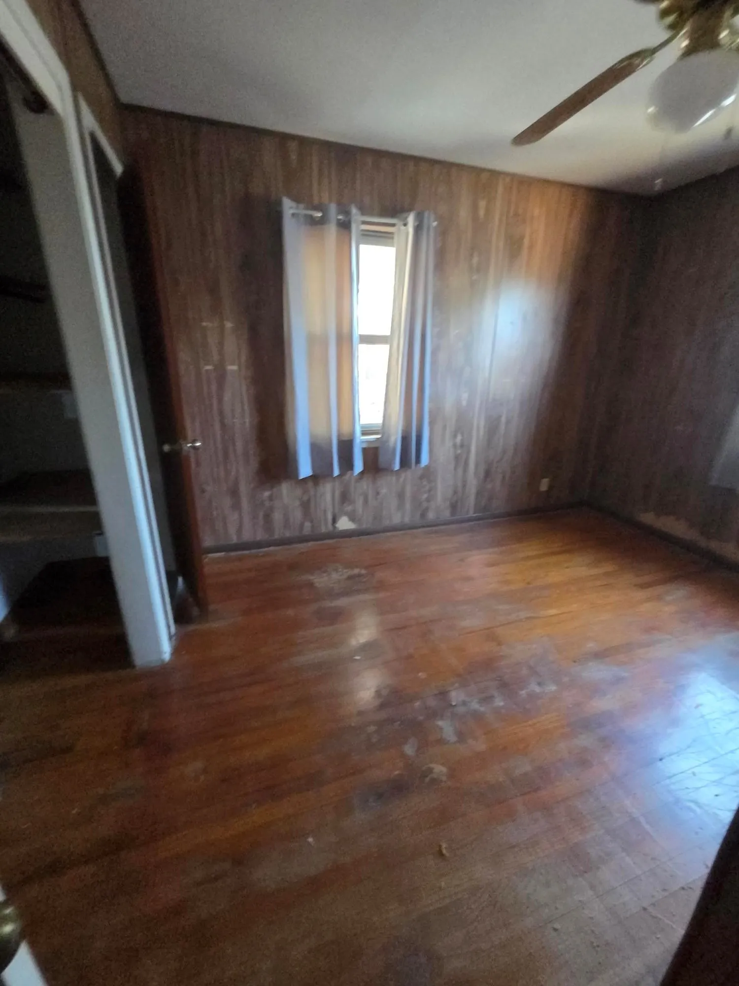 Single Family Residence For Sale in Dallas County , 2636 Gadberry Drive, Dallas, Texas 75241, 3 Bedroom, 1 Bathroom, 2 Garage spaces, 978 Sqft, built in 1959, mls#21382290, Real Estate Agent in Dallas, Homes For Sale in Dallas county, Homes For Sale in Dallas, Realtor in Dallas Texas, Real Estate Brokerage Independent Realty Texas, Luminita Cordes Realtor