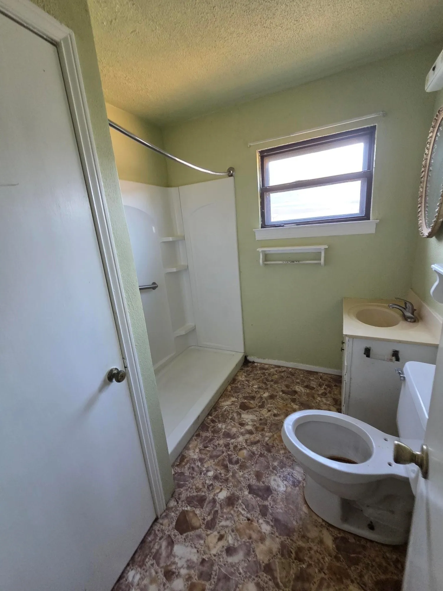 Single Family Residence For Sale in Dallas County , 2636 Gadberry Drive, Dallas, Texas 75241, 3 Bedroom, 1 Bathroom, 2 Garage spaces, 978 Sqft, built in 1959, mls#21382290, Real Estate Agent in Dallas, Homes For Sale in Dallas county, Homes For Sale in Dallas, Realtor in Dallas Texas, Real Estate Brokerage Independent Realty Texas, Luminita Cordes Realtor