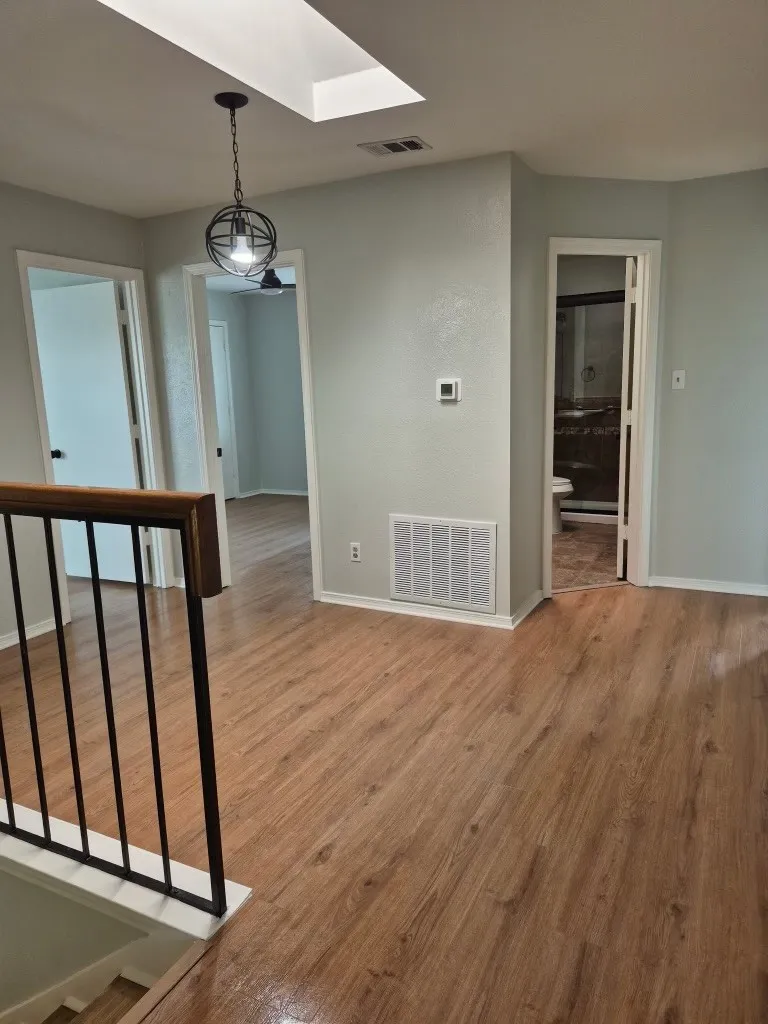 Single Family Residence For Rent in Dallas County , 2913 David Drive, Rowlett, Texas 75088, 4 Bedroom, 3 Bathroom, Garage spaces, 2,108 Sqft, built in 1985, mls#21382293, Real Estate Agent in Rowlett, Homes For Rent in Dallas county, Homes For Rent in Rowlett, Realtor in Rowlett Texas, Real Estate Brokerage Independent Realty Texas, Luminita Cordes Realtor
