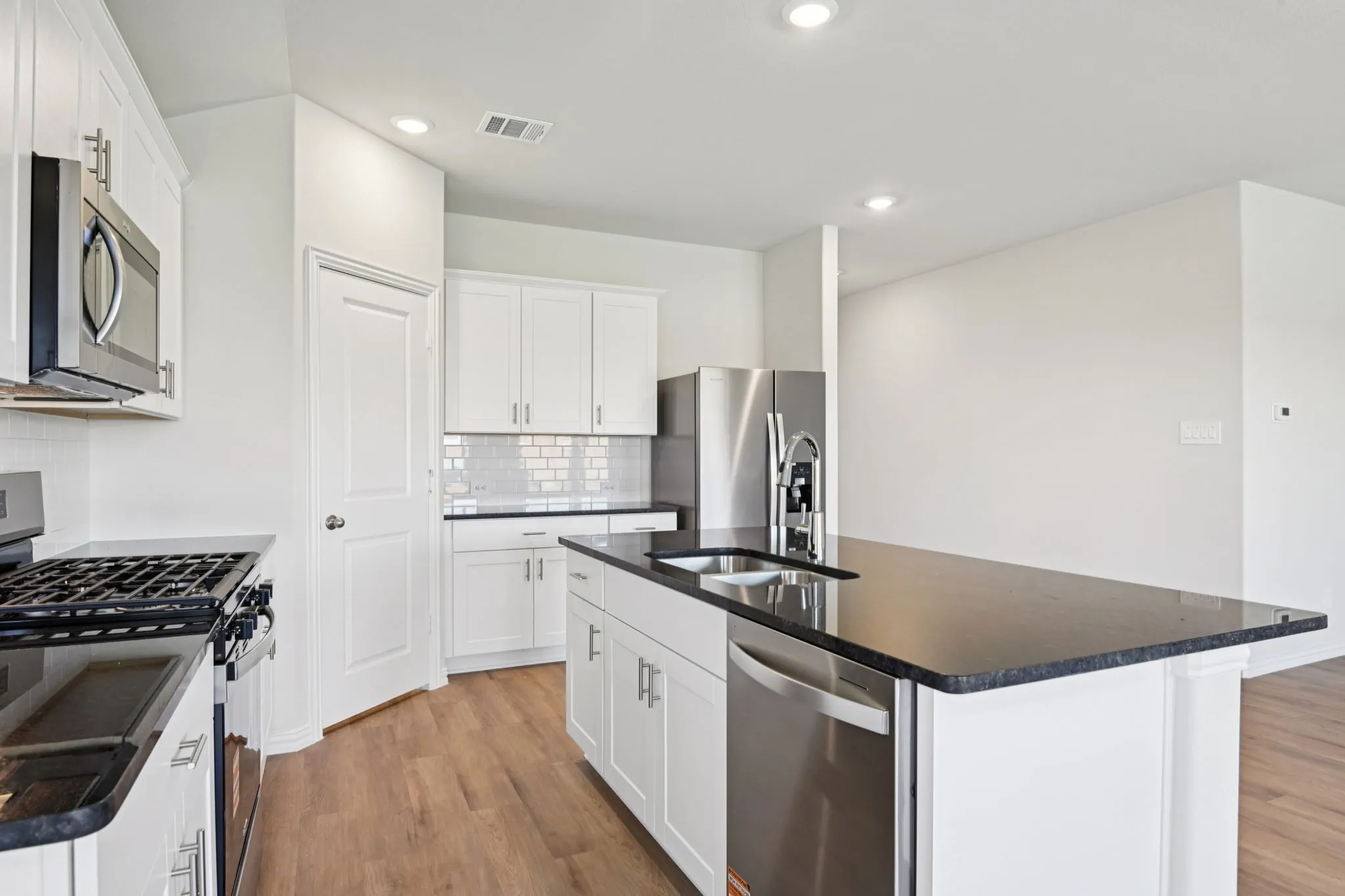 Photo is not of the actual home, but is an inspirational photo of builder’s model home and may depict options, furnishings, and/or decorator features that are not included.