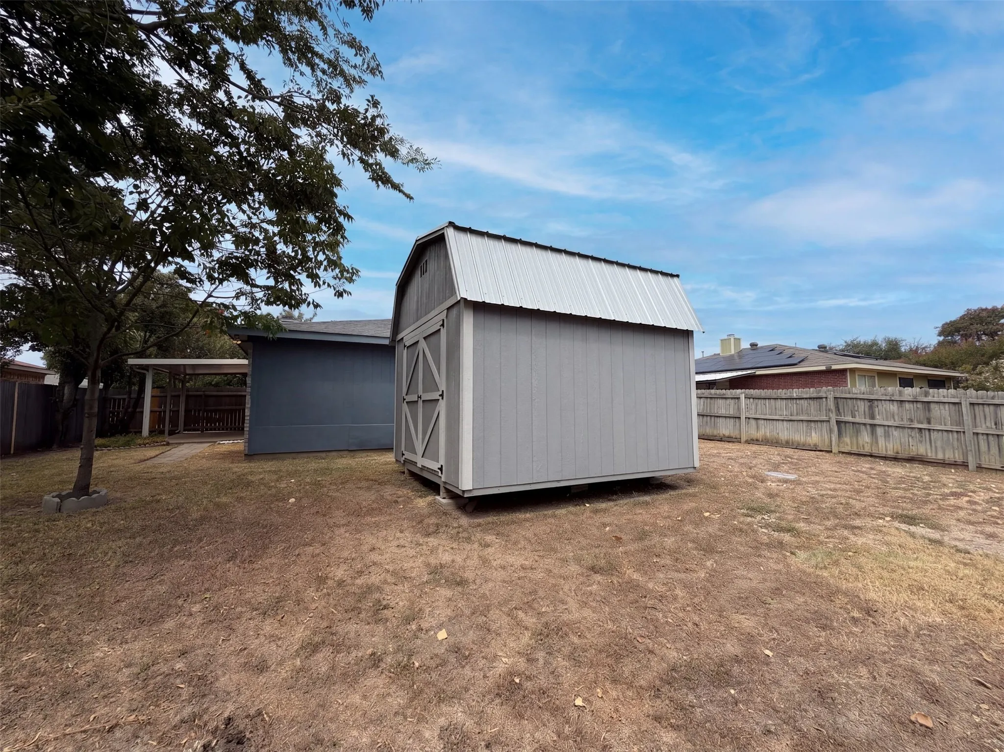 Single Family Residence For Sale in Tarrant County , 713 Buddy L Drive, Fort Worth, Texas 76108, 3 Bedroom, 2 Bathroom, 2 Garage spaces, 1,500 Sqft, built in 1989, mls#21382301, Real Estate Agent in Fort Worth, Homes For Sale in Tarrant county, Homes For Sale in Fort Worth, Realtor in Fort Worth Texas, Real Estate Brokerage Independent Realty Texas, Luminita Cordes Realtor