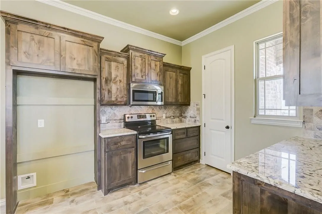 Single Family Residence For Rent in Hood County , 1318 Lauren Lane, Granbury, Texas 76048, 3 Bedroom, 3 Bathroom, 2 Garage spaces, 1,771 Sqft, built in 2017, mls#21382042, Real Estate Agent in Granbury, Homes For Rent in Hood county, Homes For Rent in Granbury, Realtor in Granbury Texas, Real Estate Brokerage Independent Realty Texas, Luminita Cordes Realtor