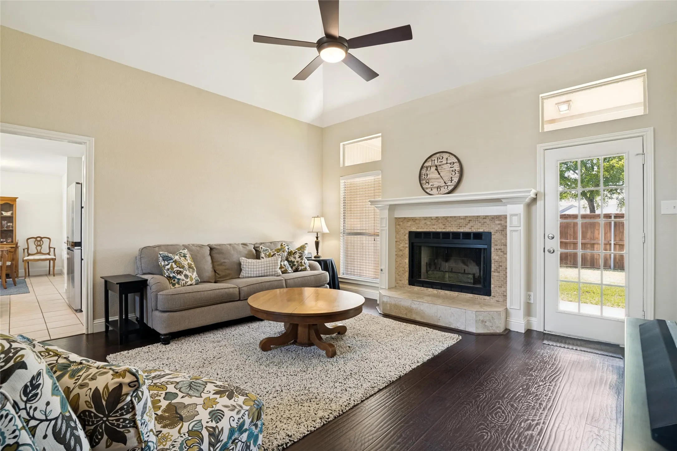 Single Family Residence For Sale in Dallas County , 603 Sandalwood Court, Coppell, Texas 75019, 3 Bedroom, 2 Bathroom, 2 Garage spaces, 1,695 Sqft, built in 1990, mls#21357096, Real Estate Agent in Coppell, Homes For Sale in Dallas county, Homes For Sale in Coppell, Realtor in Coppell Texas, Real Estate Brokerage Independent Realty Texas, Luminita Cordes Realtor