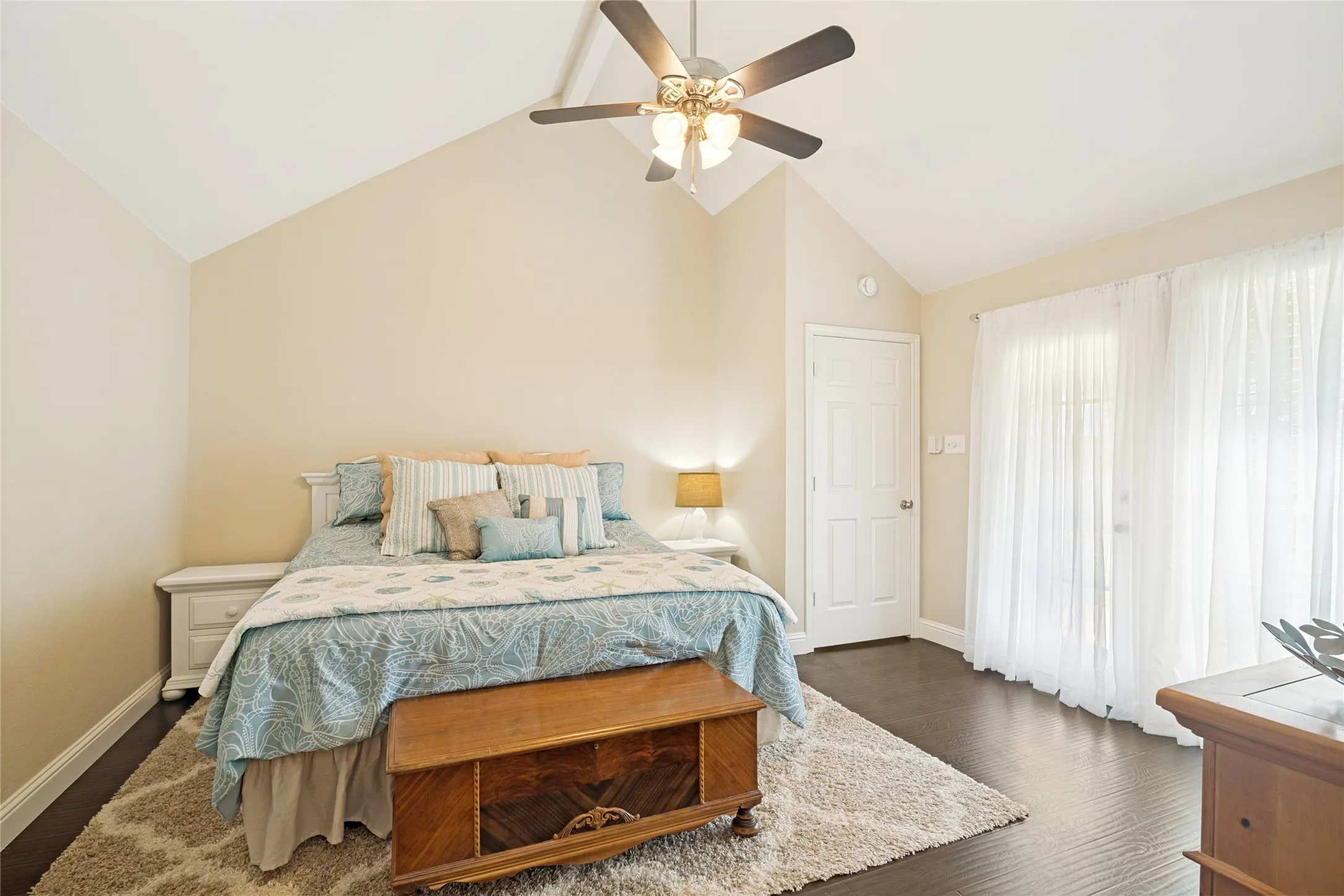 Single Family Residence For Sale in Dallas County , 603 Sandalwood Court, Coppell, Texas 75019, 3 Bedroom, 2 Bathroom, 2 Garage spaces, 1,695 Sqft, built in 1990, mls#21357096, Real Estate Agent in Coppell, Homes For Sale in Dallas county, Homes For Sale in Coppell, Realtor in Coppell Texas, Real Estate Brokerage Independent Realty Texas, Luminita Cordes Realtor