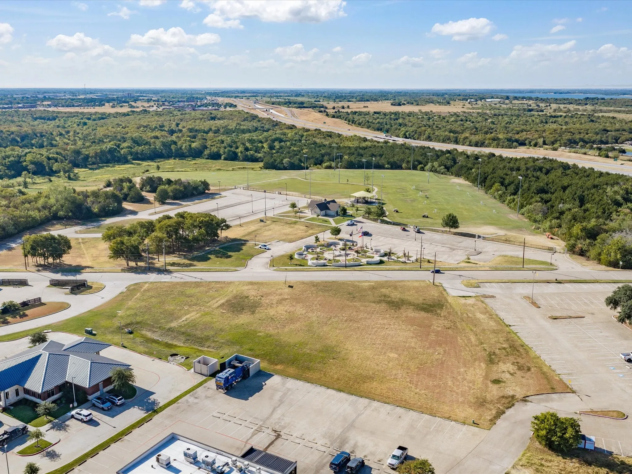 Unimproved Land For Sale in Ellis County , Lot 3R Ennis Parkway Avenue, Ennis, Texas 75119, 0, 0, Garage spaces, 0 Sqft, built in 0, mls#21382279, Real Estate Agent in Ennis, Homes For Sale in Ellis county, Homes For Sale in Ennis, Realtor in Ennis Texas, Real Estate Brokerage Independent Realty Texas, Luminita Cordes Realtor