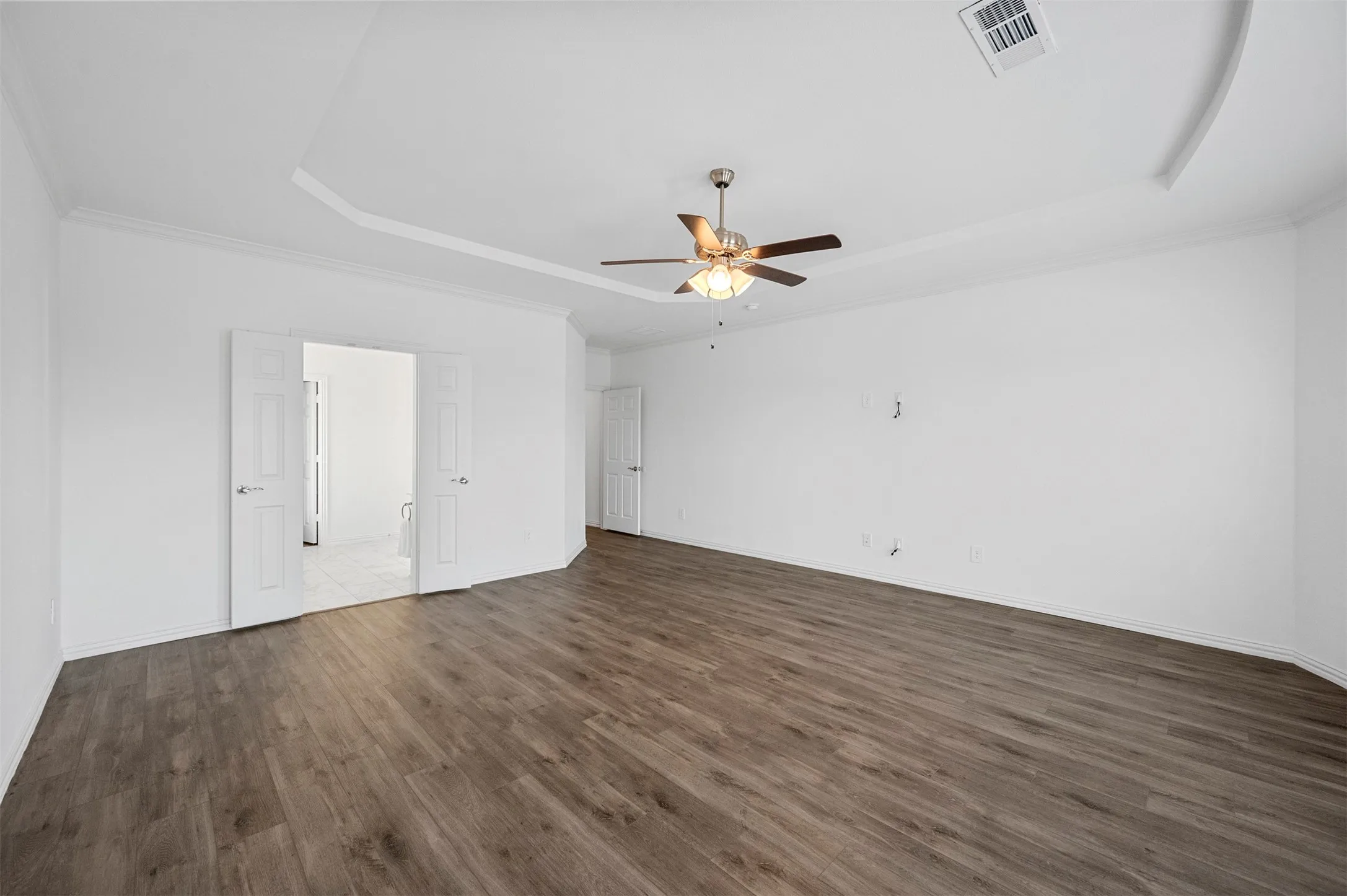 Single Family Residence For Sale in Kaufman County , 809 Blue Heron Drive, Forney, Texas 75126, 5 Bedroom, 4 Bathroom, 2 Garage spaces, 4,047 Sqft, built in 2022, mls#21380821, Real Estate Agent in Forney, Homes For Sale in Kaufman county, Homes For Sale in Forney, Realtor in Forney Texas, Real Estate Brokerage Independent Realty Texas, Luminita Cordes Realtor
