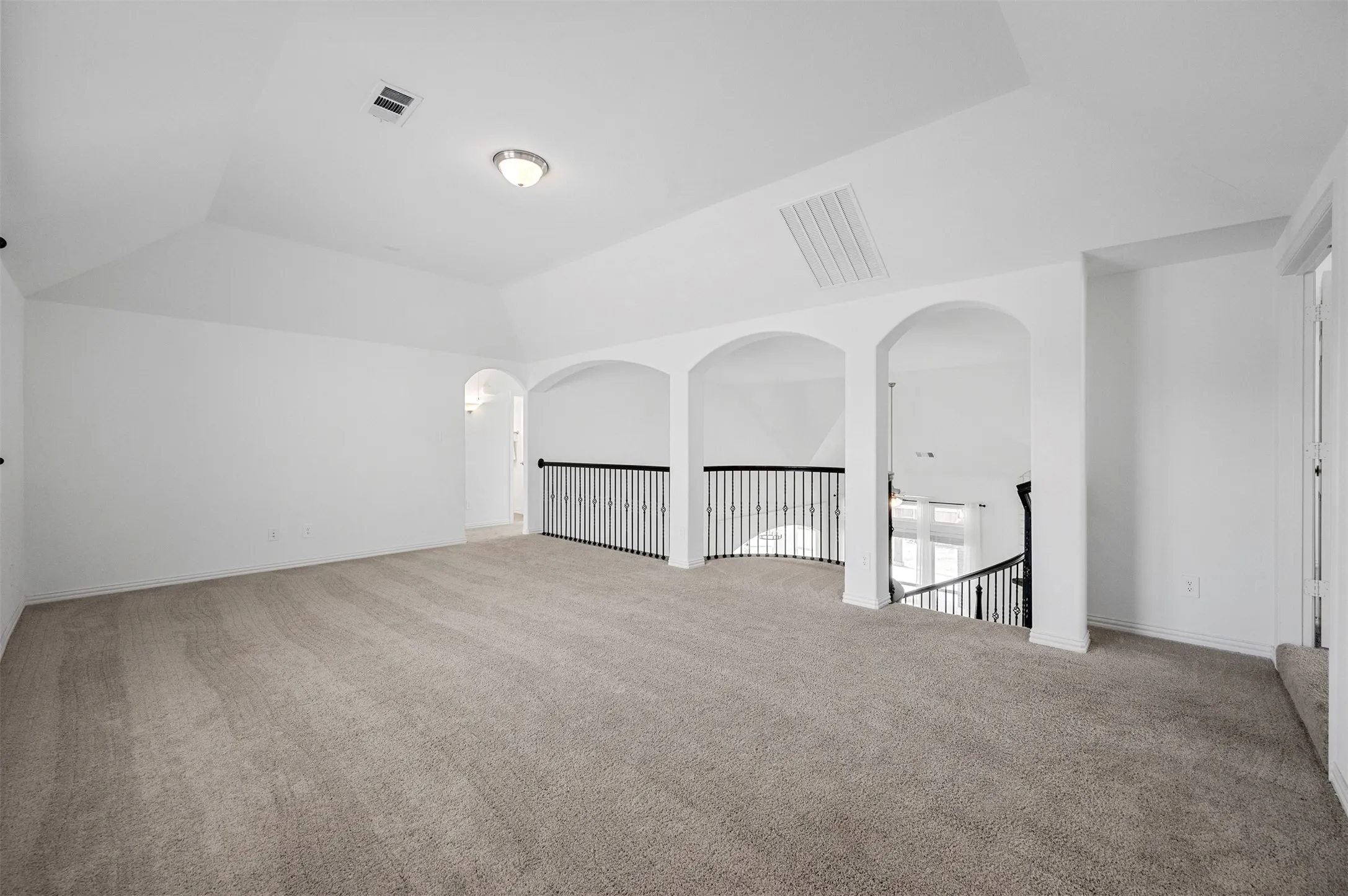 Single Family Residence For Sale in Kaufman County , 809 Blue Heron Drive, Forney, Texas 75126, 5 Bedroom, 4 Bathroom, 2 Garage spaces, 4,047 Sqft, built in 2022, mls#21380821, Real Estate Agent in Forney, Homes For Sale in Kaufman county, Homes For Sale in Forney, Realtor in Forney Texas, Real Estate Brokerage Independent Realty Texas, Luminita Cordes Realtor