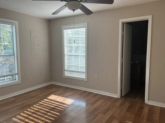 Single Family Residence For Rent in Cooke County , 1817 Throckmorton Street, Gainesville, Texas 76240, 2 Bedroom, 2 Bathroom, Garage spaces, 1,644 Sqft, built in 1950, mls#21382277, Real Estate Agent in Gainesville, Homes For Rent in Cooke county, Homes For Rent in Gainesville, Realtor in Gainesville Texas, Real Estate Brokerage Independent Realty Texas, Luminita Cordes Realtor