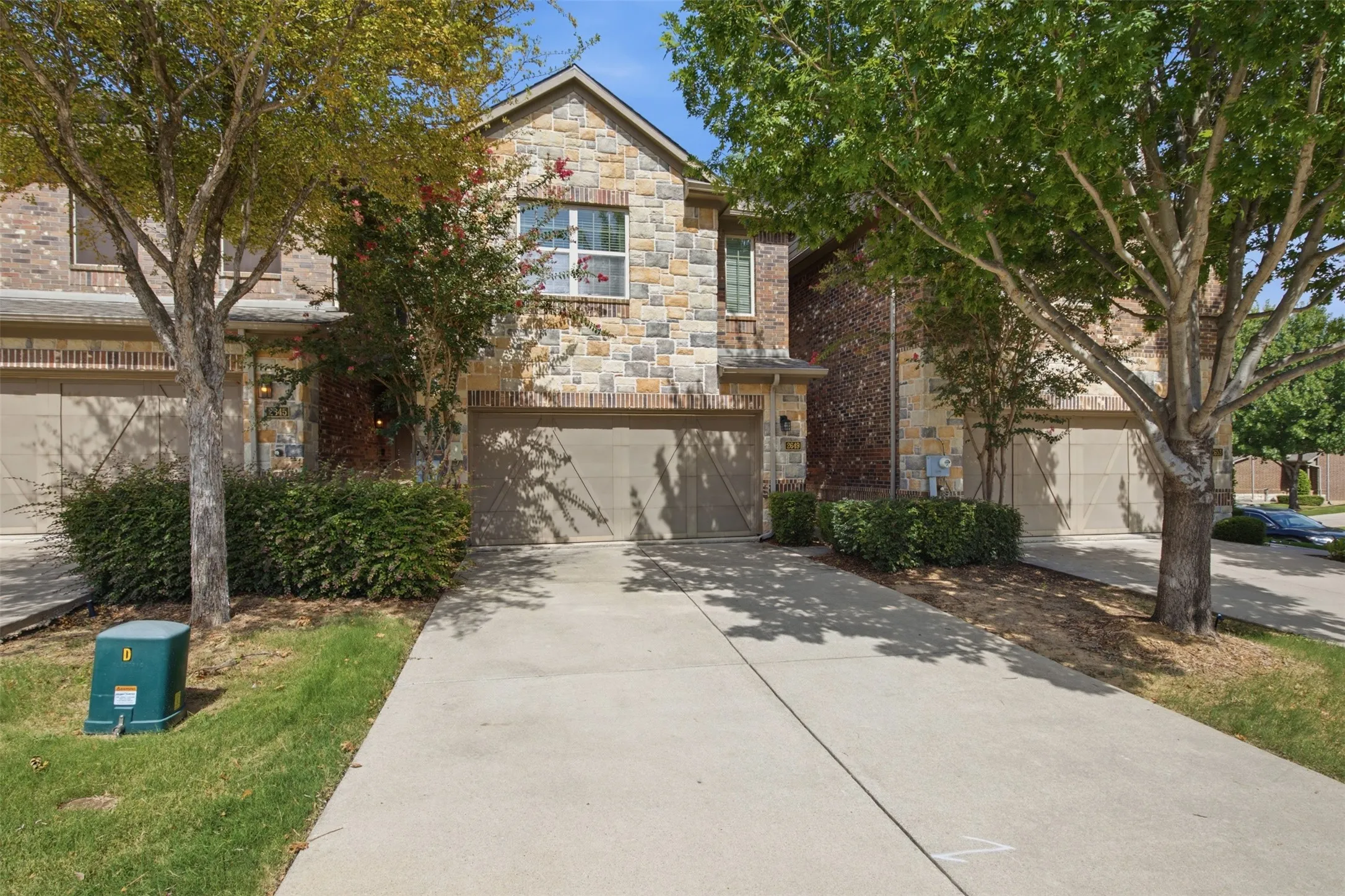 Townhouse For Rent in Denton County , 2649 Jackson Drive, Lewisville, Texas 75067, 3 Bedroom, 3 Bathroom, 2 Garage spaces, 1,847 Sqft, built in 2013, mls#21377228, Real Estate Agent in Lewisville, Homes For Rent in Denton county, Homes For Rent in Lewisville, Realtor in Lewisville Texas, Real Estate Brokerage Independent Realty Texas, Luminita Cordes Realtor