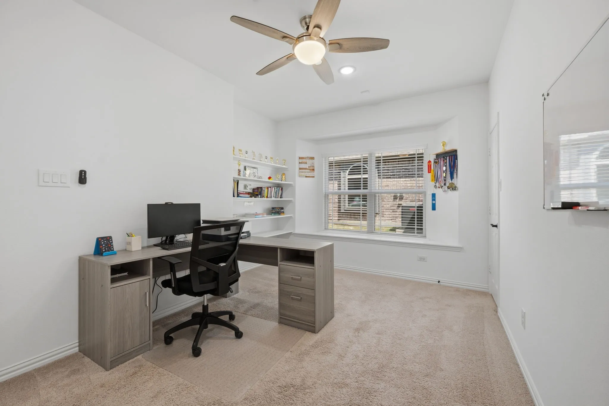 Single Family Residence For Sale in Collin County , 461 Highbridge Lane, Prosper, Texas 75078, 5 Bedroom, 5 Bathroom, 2 Garage spaces, 4,486 Sqft, built in 2022, mls#21381277, Real Estate Agent in Prosper, Homes For Sale in Collin county, Homes For Sale in Prosper, Realtor in Prosper Texas, Real Estate Brokerage Independent Realty Texas, Luminita Cordes Realtor