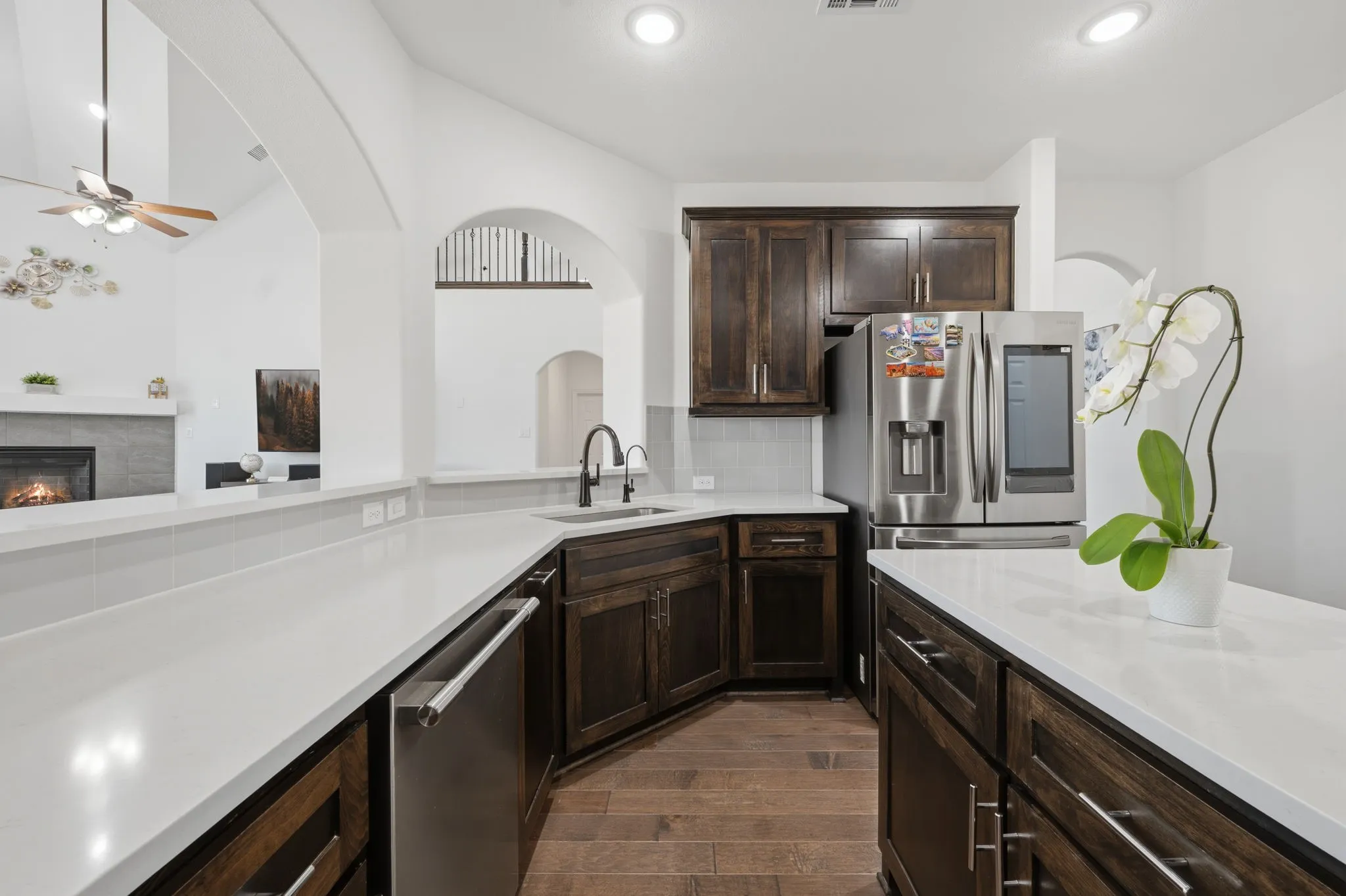 Single Family Residence For Sale in Collin County , 461 Highbridge Lane, Prosper, Texas 75078, 5 Bedroom, 5 Bathroom, 2 Garage spaces, 4,486 Sqft, built in 2022, mls#21381277, Real Estate Agent in Prosper, Homes For Sale in Collin county, Homes For Sale in Prosper, Realtor in Prosper Texas, Real Estate Brokerage Independent Realty Texas, Luminita Cordes Realtor
