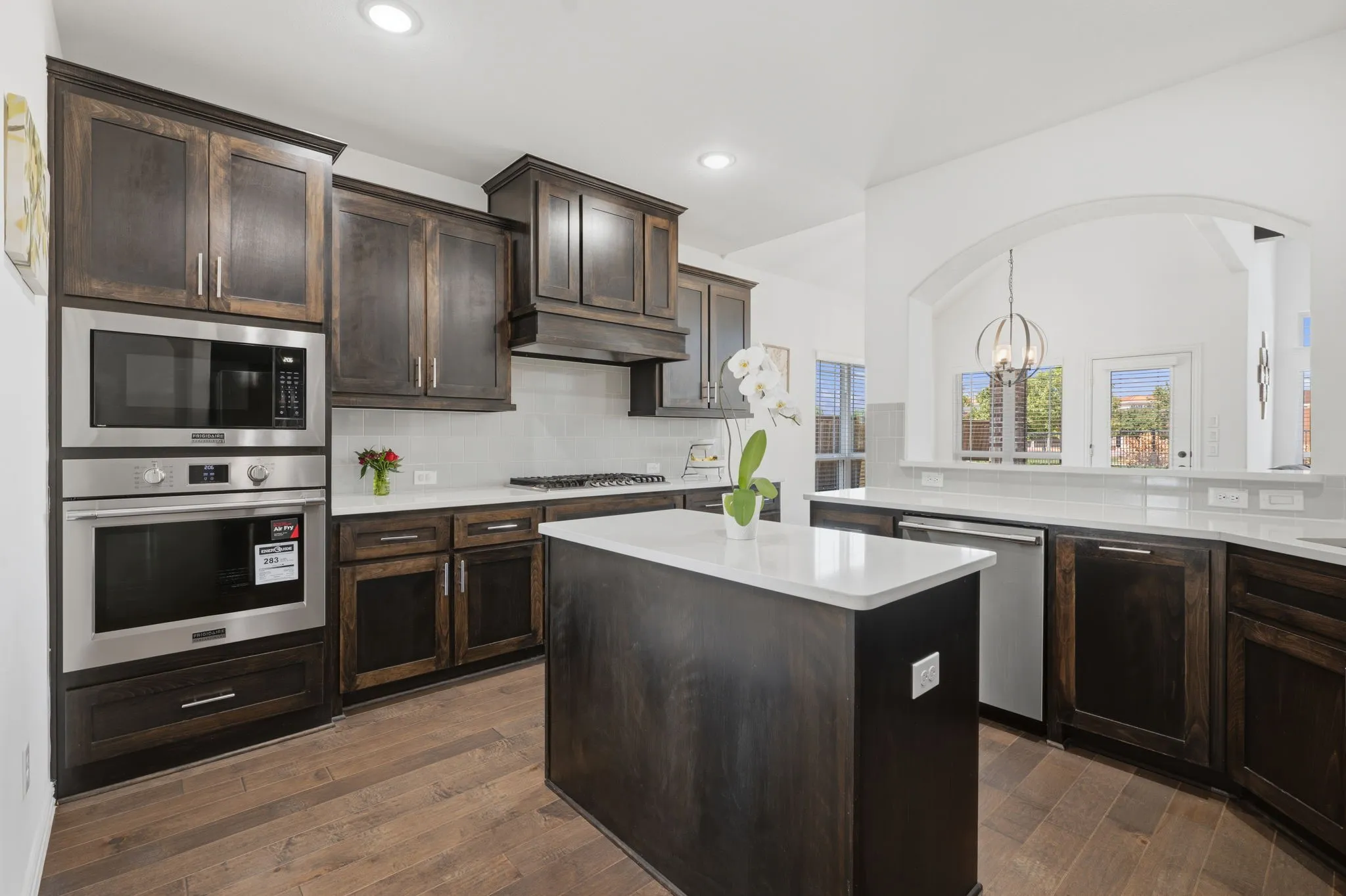 Single Family Residence For Sale in Collin County , 461 Highbridge Lane, Prosper, Texas 75078, 5 Bedroom, 5 Bathroom, 2 Garage spaces, 4,486 Sqft, built in 2022, mls#21381277, Real Estate Agent in Prosper, Homes For Sale in Collin county, Homes For Sale in Prosper, Realtor in Prosper Texas, Real Estate Brokerage Independent Realty Texas, Luminita Cordes Realtor