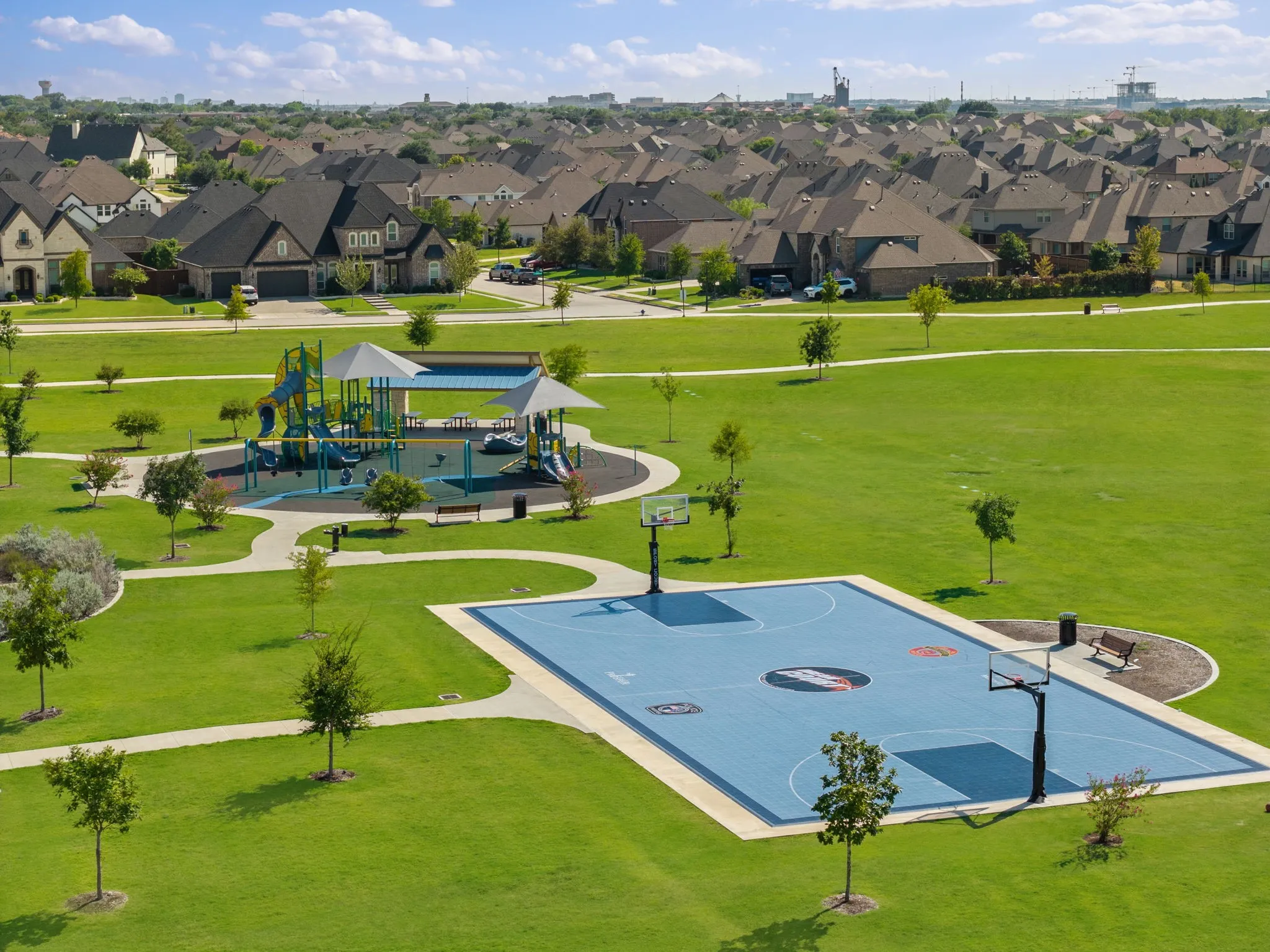 Single Family Residence For Sale in Collin County , 461 Highbridge Lane, Prosper, Texas 75078, 5 Bedroom, 5 Bathroom, 2 Garage spaces, 4,486 Sqft, built in 2022, mls#21381277, Real Estate Agent in Prosper, Homes For Sale in Collin county, Homes For Sale in Prosper, Realtor in Prosper Texas, Real Estate Brokerage Independent Realty Texas, Luminita Cordes Realtor
