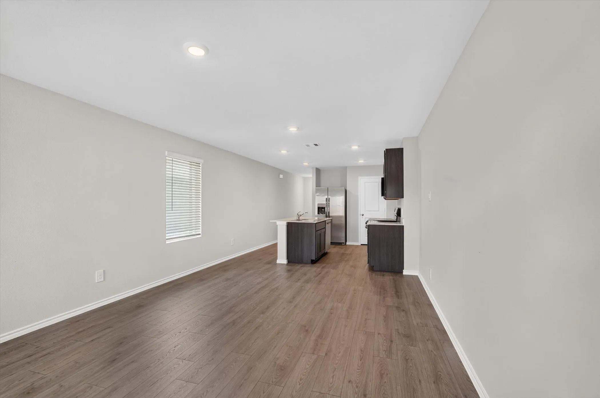 Single Family Residence For Rent in Collin County , 1817 Teton River Drive, Blue Ridge, Texas 75424, 3 Bedroom, 2 Bathroom, 2 Garage spaces, 1,211 Sqft, built in 2026, mls#21382340, Real Estate Agent in Blue Ridge, Homes For Rent in Collin county, Homes For Rent in Blue Ridge, Realtor in Blue Ridge Texas, Real Estate Brokerage Independent Realty Texas, Luminita Cordes Realtor