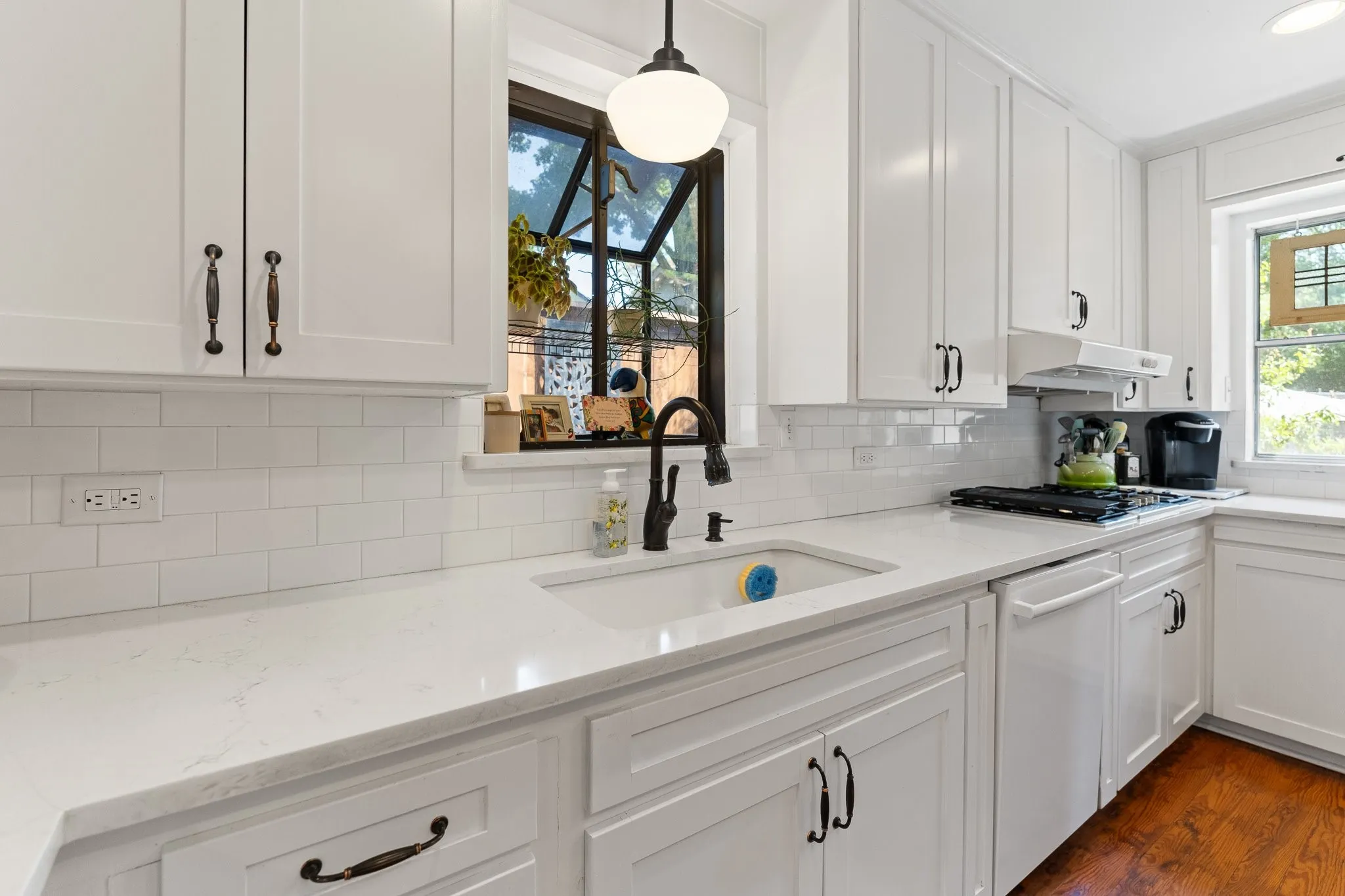 You'll love this kitchen with Bosch gas range and Bosch dishwasher and awesome Kohler porcelain two-sided sink!