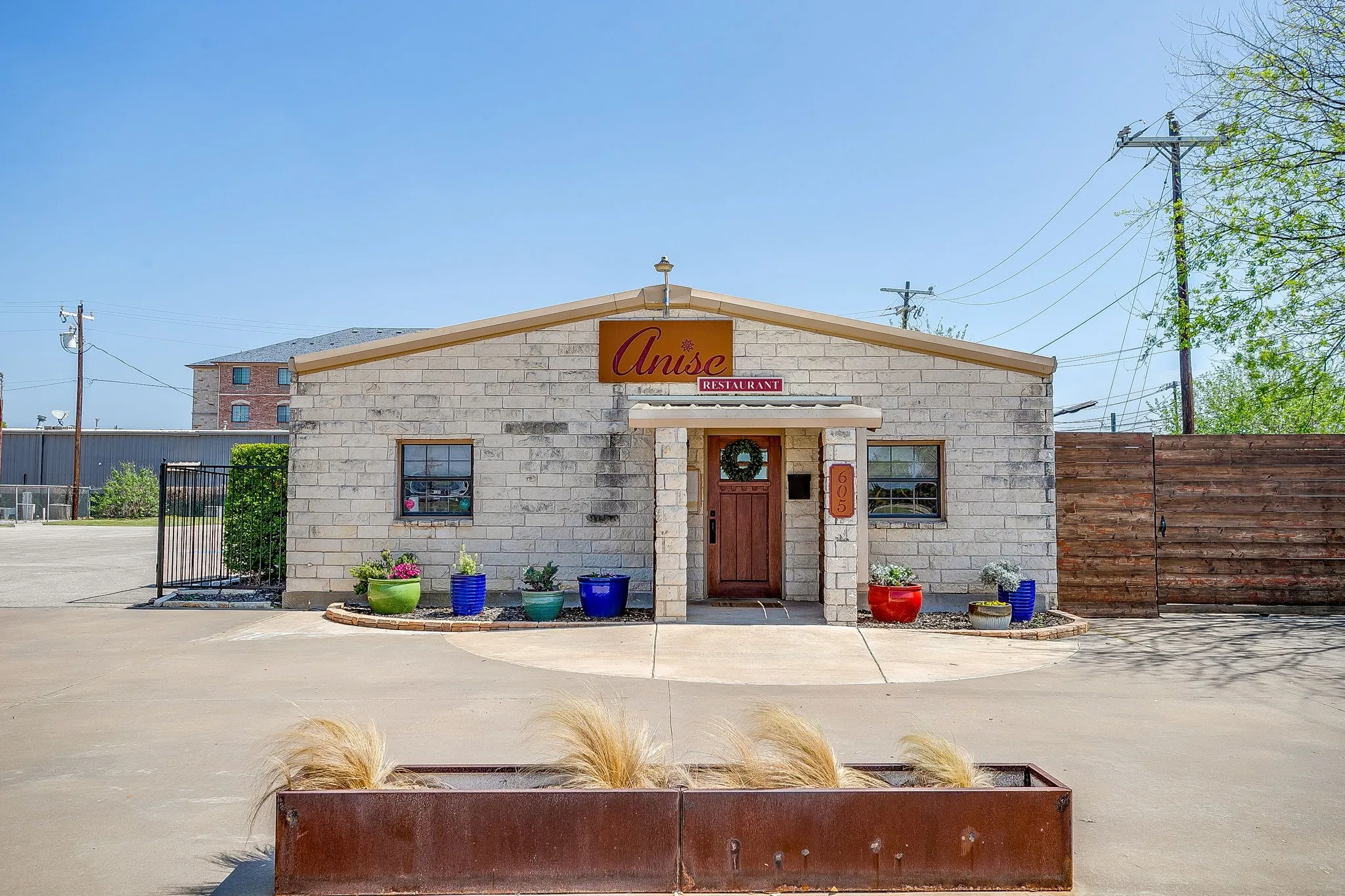Business For Rent in Hood County , 605 Calinco Drive, Granbury, Texas 76048, 0, 0, Garage spaces, 0 Sqft, built in 1968, mls#21382345, Real Estate Agent in Granbury, Homes For Rent in Hood county, Homes For Rent in Granbury, Realtor in Granbury Texas, Real Estate Brokerage Independent Realty Texas, Luminita Cordes Realtor