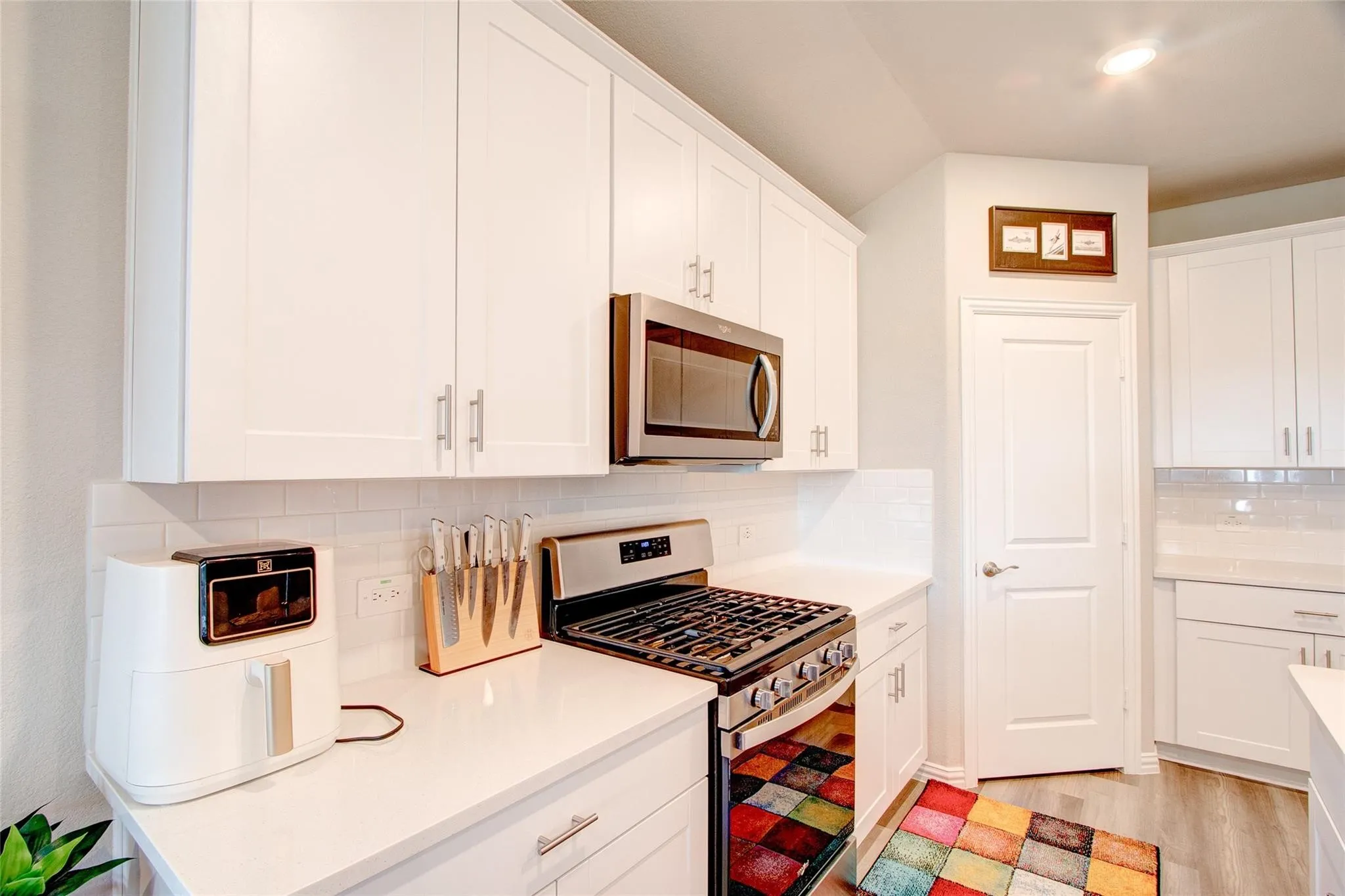 Single Family Residence For Sale in Collin County , 727 Williams Way, Lowry Crossing, Texas 75069, 3 Bedroom, 2 Bathroom, 2 Garage spaces, 1,847 Sqft, built in 2023, mls#21374243, Real Estate Agent in Lowry Crossing, Homes For Sale in Collin county, Homes For Sale in Lowry Crossing, Realtor in Lowry Crossing Texas, Real Estate Brokerage Independent Realty Texas, Luminita Cordes Realtor