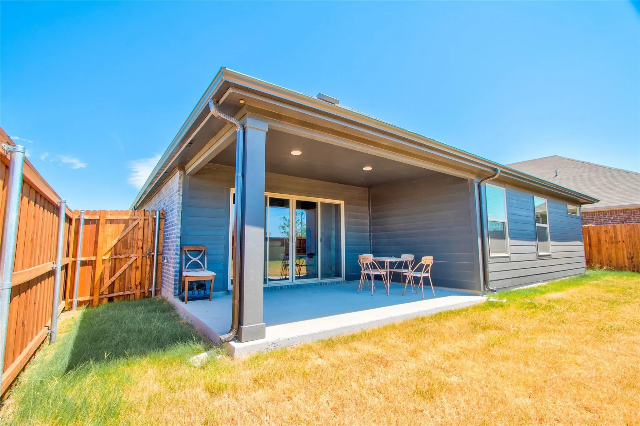 Single Family Residence For Sale in Collin County , 727 Williams Way, Lowry Crossing, Texas 75069, 3 Bedroom, 2 Bathroom, 2 Garage spaces, 1,847 Sqft, built in 2023, mls#21374243, Real Estate Agent in Lowry Crossing, Homes For Sale in Collin county, Homes For Sale in Lowry Crossing, Realtor in Lowry Crossing Texas, Real Estate Brokerage Independent Realty Texas, Luminita Cordes Realtor
