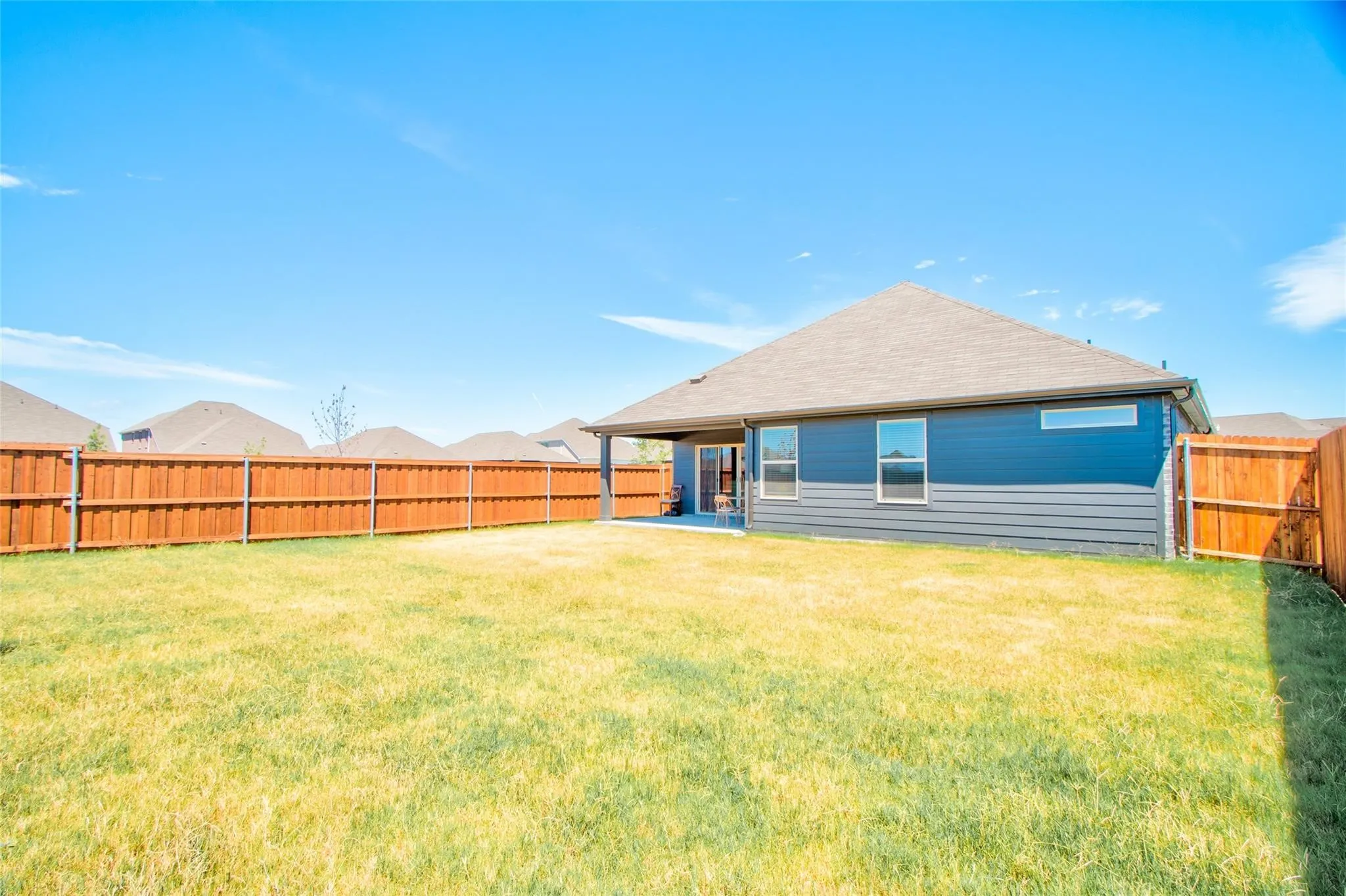 Single Family Residence For Sale in Collin County , 727 Williams Way, Lowry Crossing, Texas 75069, 3 Bedroom, 2 Bathroom, 2 Garage spaces, 1,847 Sqft, built in 2023, mls#21374243, Real Estate Agent in Lowry Crossing, Homes For Sale in Collin county, Homes For Sale in Lowry Crossing, Realtor in Lowry Crossing Texas, Real Estate Brokerage Independent Realty Texas, Luminita Cordes Realtor