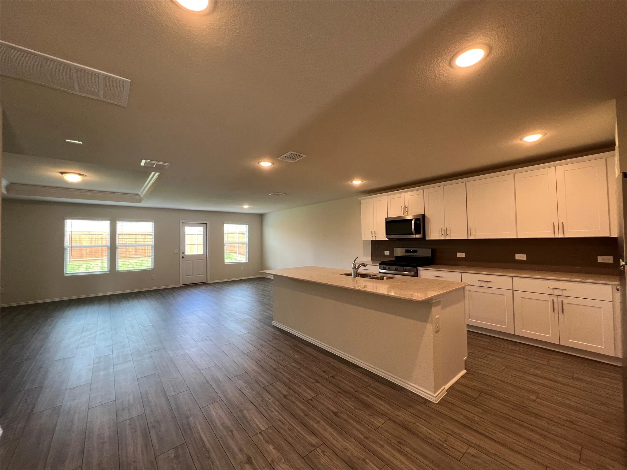 Single Family Residence For Rent in Denton County , 16013 Crews Avenue, Haslet, Texas 76052, 4 Bedroom, 3 Bathroom, 2 Garage spaces, 2,498 Sqft, built in 2021, mls#21382347, Real Estate Agent in Haslet, Homes For Rent in Denton county, Homes For Rent in Haslet, Realtor in Haslet Texas, Real Estate Brokerage Independent Realty Texas, Luminita Cordes Realtor