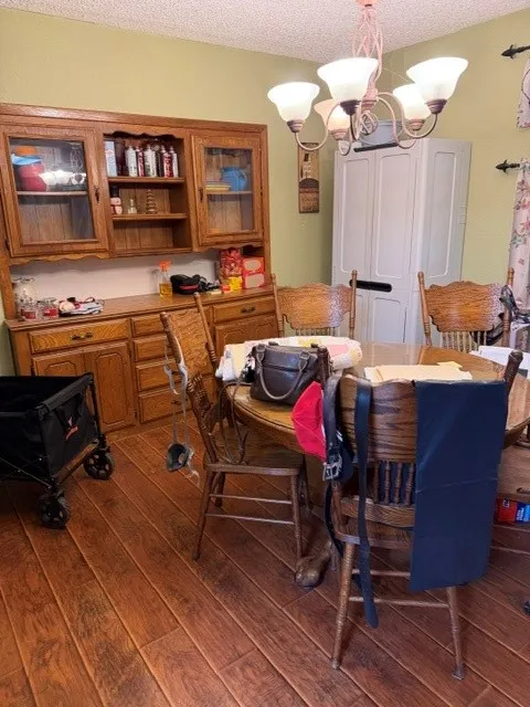 Single Family Residence For Sale in Dallas County , 3004 Falls Church Lane, Mesquite, Texas 75149, 3 Bedroom, 2 Bathroom, 4 Garage spaces, 1,803 Sqft, built in 1977, mls#21382349, Real Estate Agent in Mesquite, Homes For Sale in Dallas county, Homes For Sale in Mesquite, Realtor in Mesquite Texas, Real Estate Brokerage Independent Realty Texas, Luminita Cordes Realtor