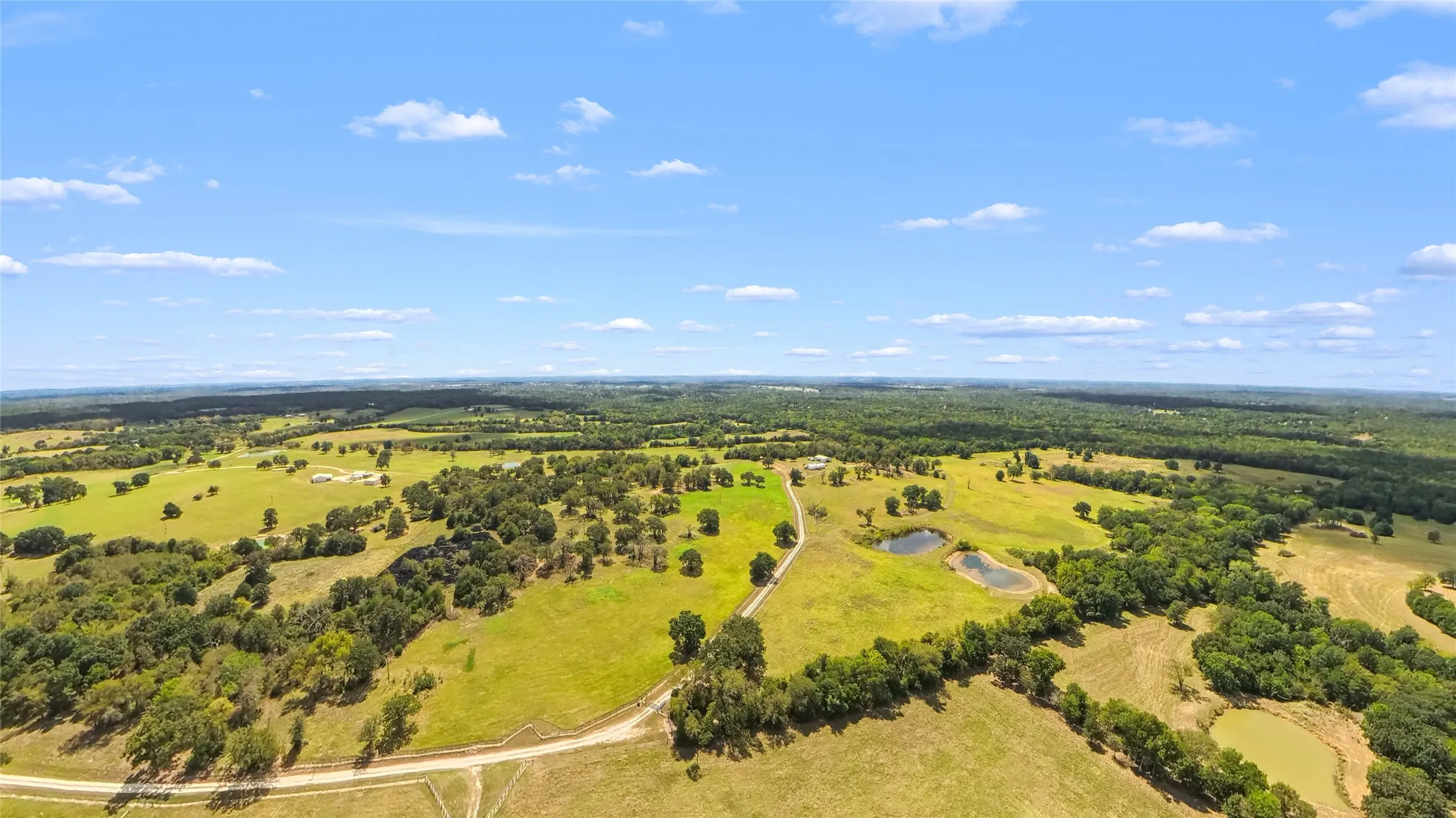 Farm For Sale in Freestone County , 170 FCR 242, Fairfield, Texas 75840, 3 Bedroom, 3 Bathroom, Garage spaces, 2,040 Sqft, built in 2020, mls#21375277, Real Estate Agent in Fairfield, Homes For Sale in Freestone county, Homes For Sale in Fairfield, Realtor in Fairfield Texas, Real Estate Brokerage Independent Realty Texas, Luminita Cordes Realtor