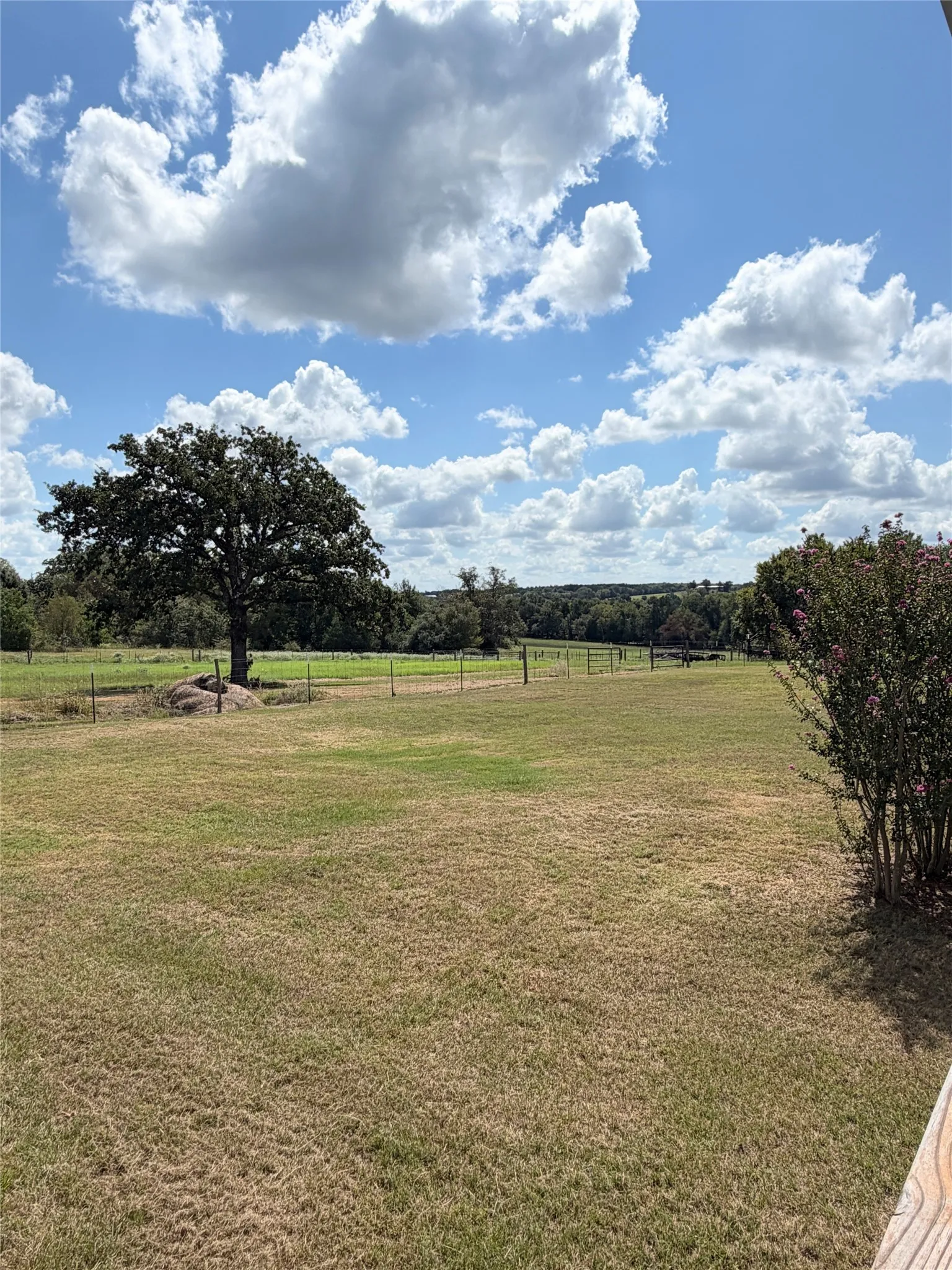 Farm For Sale in Freestone County , 170 FCR 242, Fairfield, Texas 75840, 3 Bedroom, 3 Bathroom, Garage spaces, 2,040 Sqft, built in 2020, mls#21375277, Real Estate Agent in Fairfield, Homes For Sale in Freestone county, Homes For Sale in Fairfield, Realtor in Fairfield Texas, Real Estate Brokerage Independent Realty Texas, Luminita Cordes Realtor
