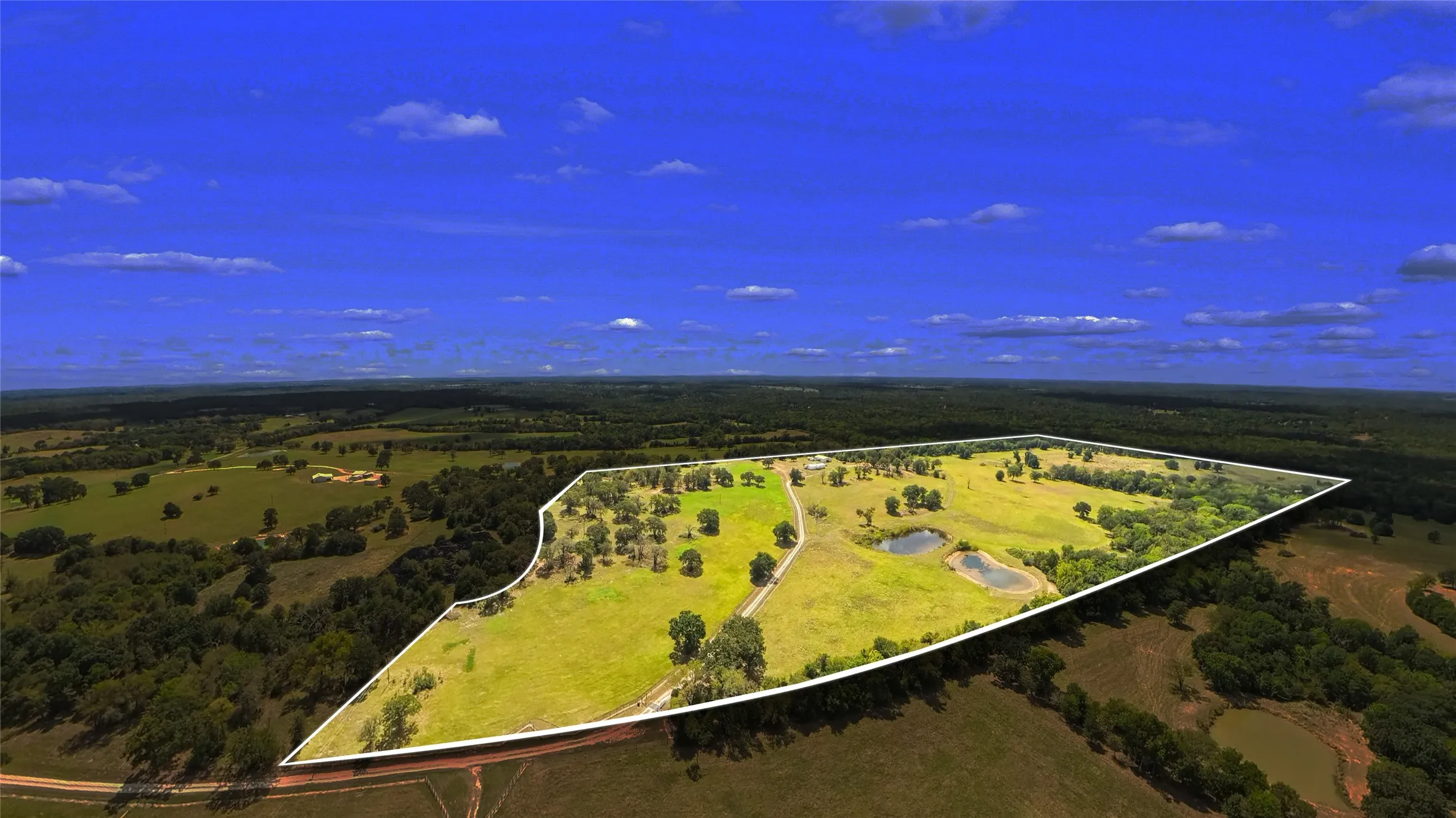 Farm For Sale in Freestone County , 170 FCR 242, Fairfield, Texas 75840, 3 Bedroom, 3 Bathroom, Garage spaces, 2,040 Sqft, built in 2020, mls#21375277, Real Estate Agent in Fairfield, Homes For Sale in Freestone county, Homes For Sale in Fairfield, Realtor in Fairfield Texas, Real Estate Brokerage Independent Realty Texas, Luminita Cordes Realtor