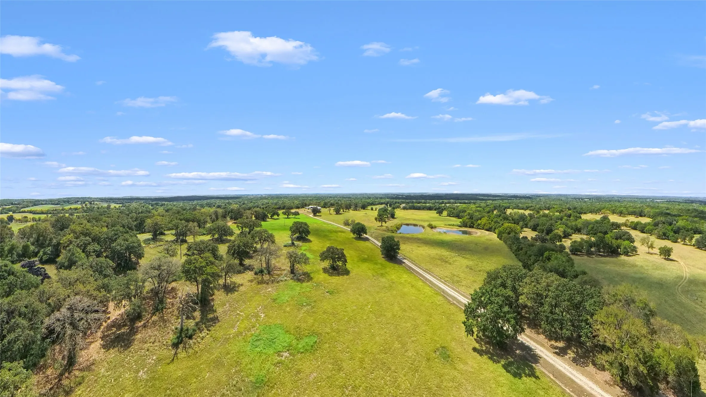 Farm For Sale in Freestone County , 170 FCR 242, Fairfield, Texas 75840, 3 Bedroom, 3 Bathroom, Garage spaces, 2,040 Sqft, built in 2020, mls#21375277, Real Estate Agent in Fairfield, Homes For Sale in Freestone county, Homes For Sale in Fairfield, Realtor in Fairfield Texas, Real Estate Brokerage Independent Realty Texas, Luminita Cordes Realtor