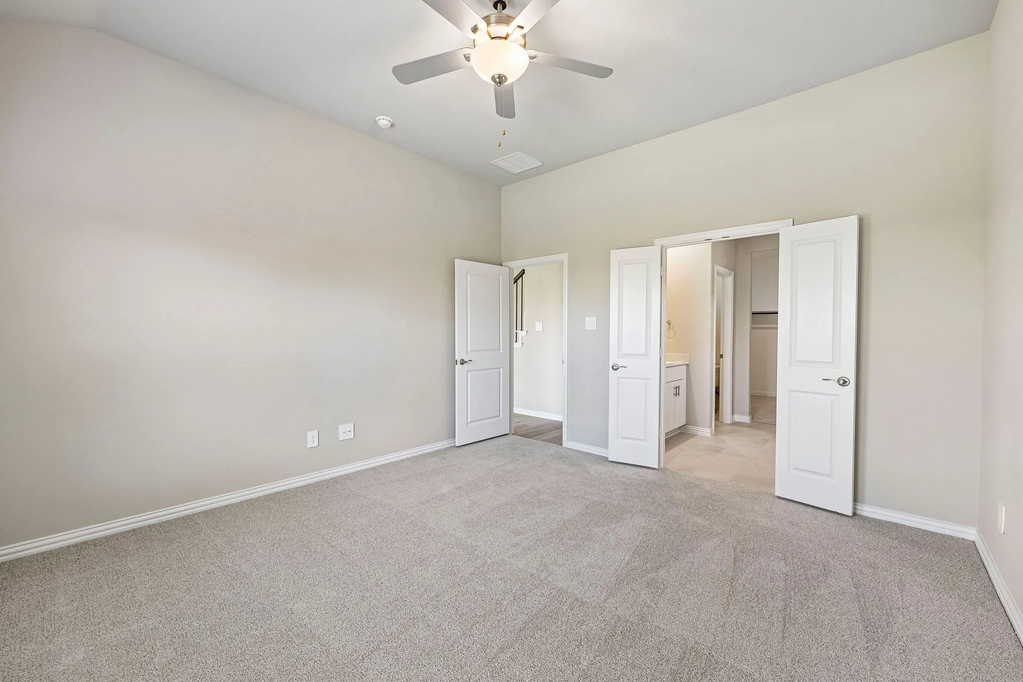 Photo is not of the actual home, but is an inspirational photo of builder’s model home and may depict options, furnishings, and/or decorator features that are not included.