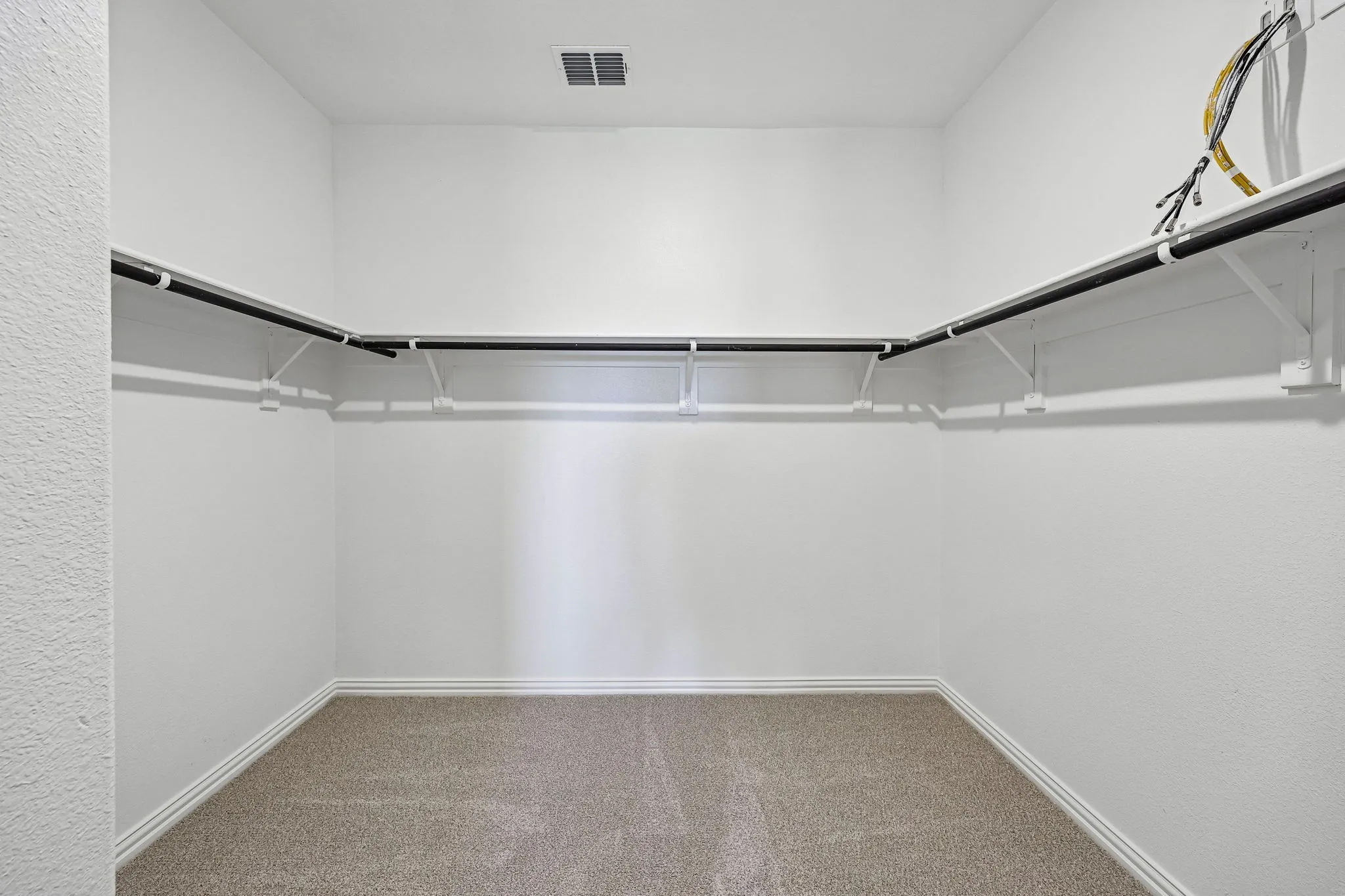 Photo is not of the actual home, but is an inspirational photo of builder’s model home and may depict options, furnishings, and/or decorator features that are not included.