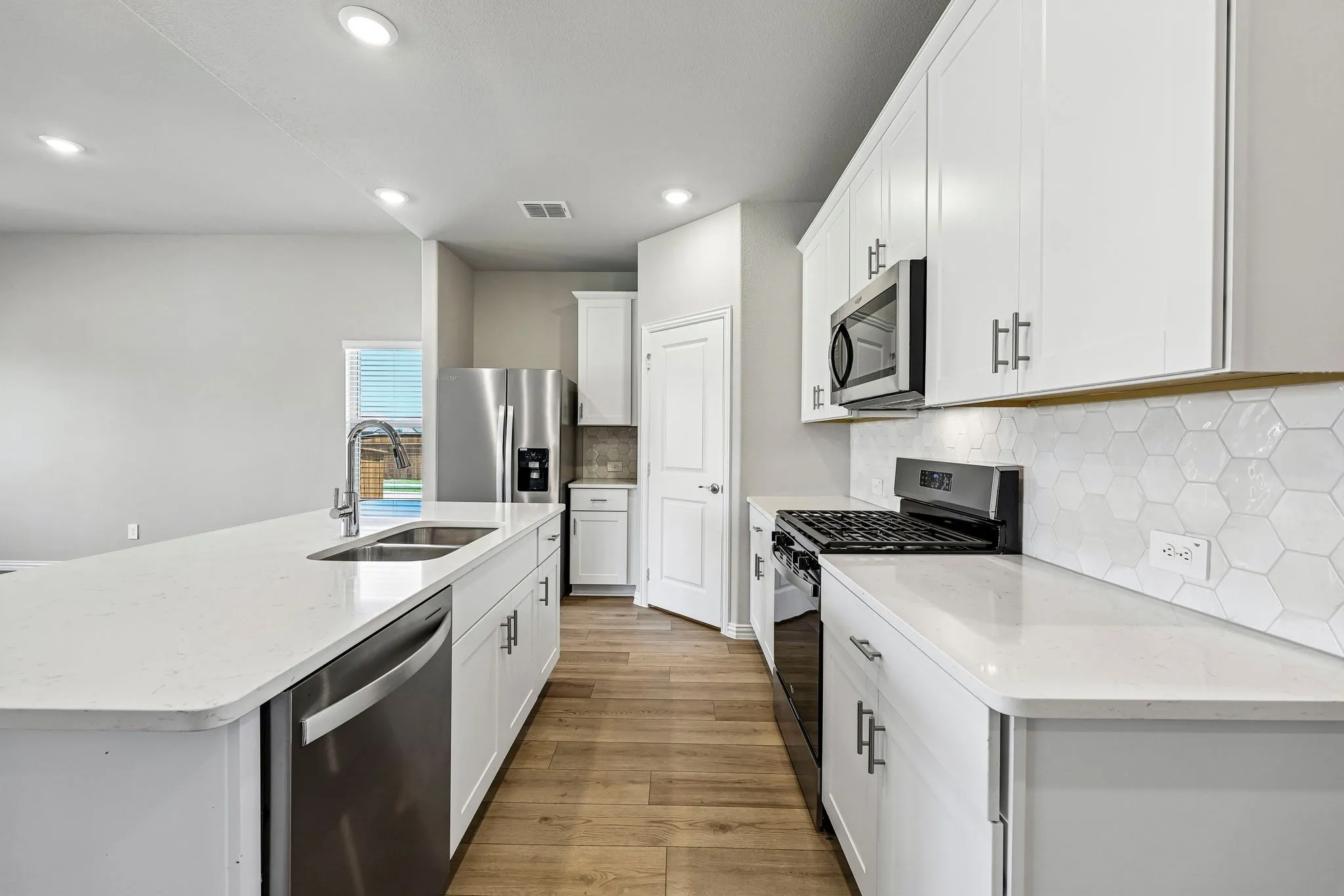 Photo is not of the actual home, but is an inspirational photo of builder’s model home and may depict options, furnishings, and/or decorator features that are not included.