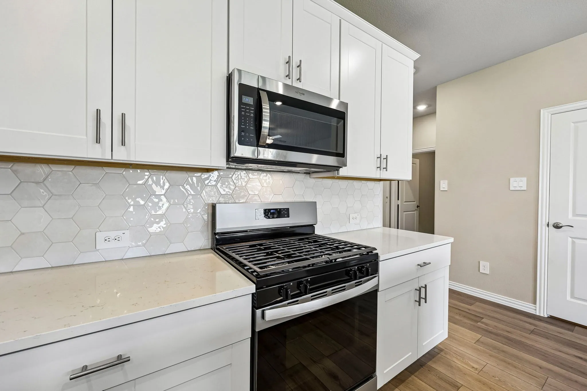 Photo is not of the actual home, but is an inspirational photo of builder’s model home and may depict options, furnishings, and/or decorator features that are not included.