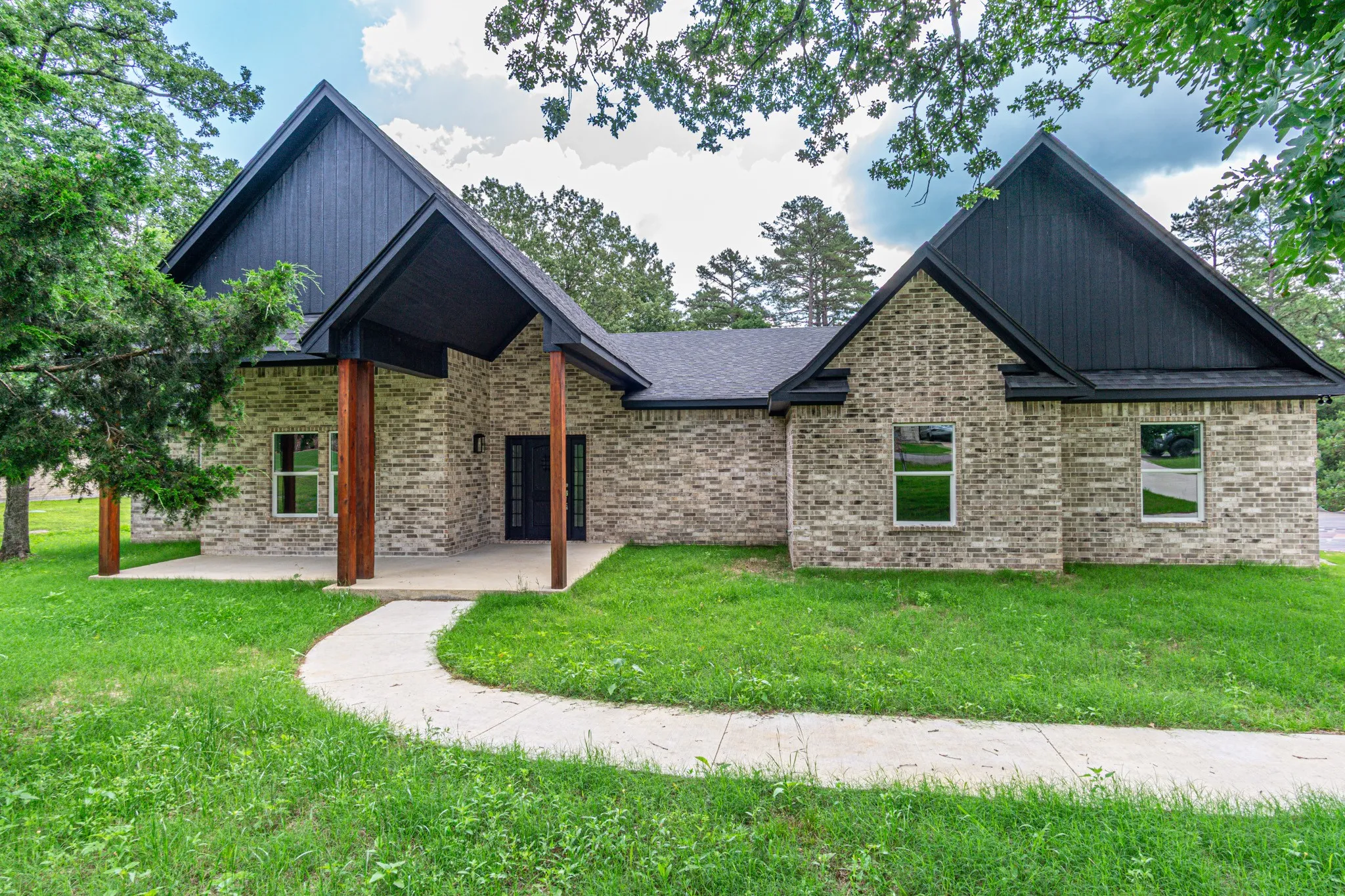 Single Family Residence For Rent in Wood County , 122 PRIVATE ROAD 6305, Mineola, Texas 75773, 4 Bedroom, 3 Bathroom, 2 Garage spaces, 2,362 Sqft, built in 2025, mls#21382354, Real Estate Agent in Mineola, Homes For Rent in Wood county, Homes For Rent in Mineola, Realtor in Mineola Texas, Real Estate Brokerage Independent Realty Texas, Luminita Cordes Realtor
