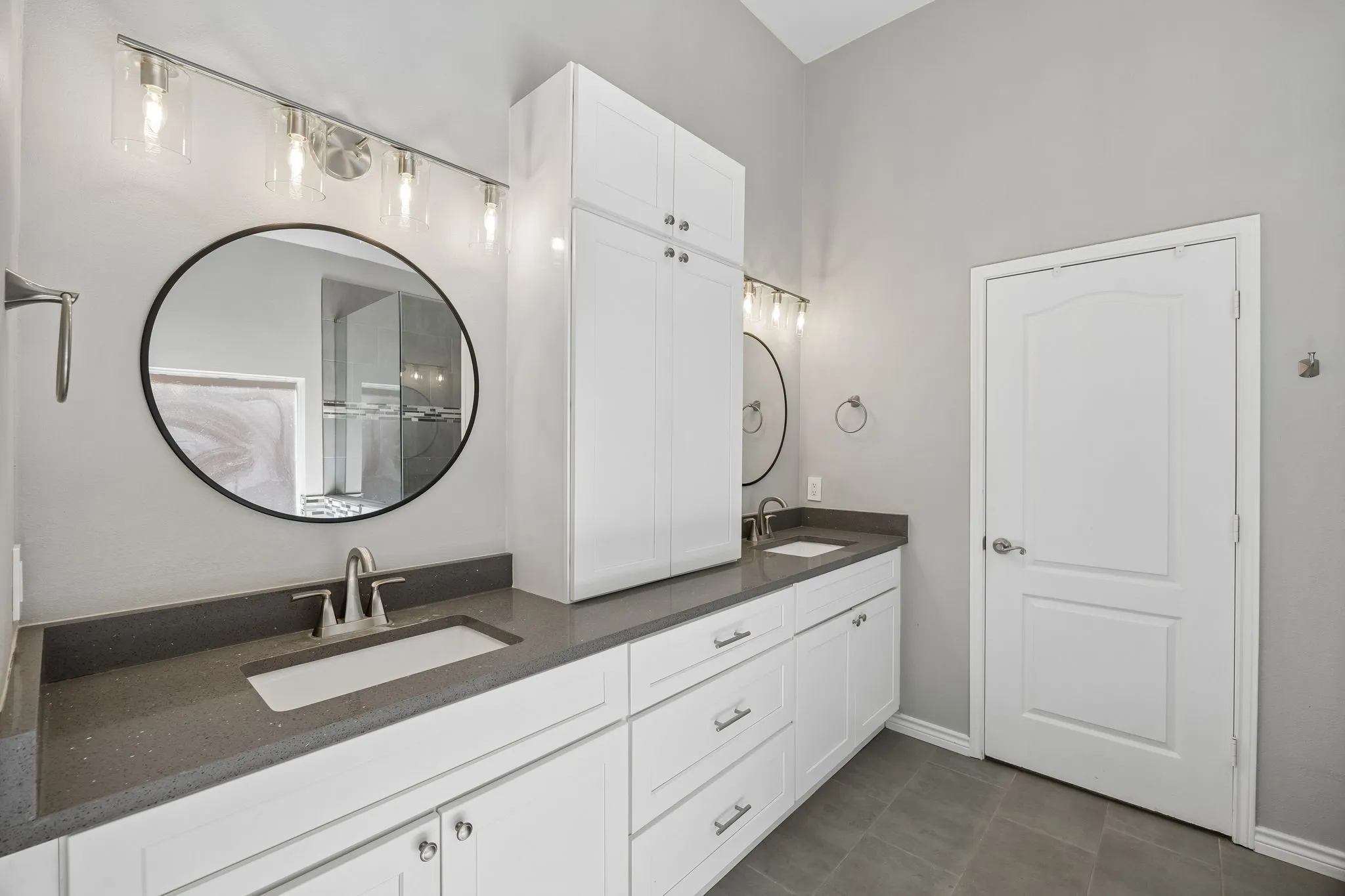 Single Family Residence For Rent in Collin County , 2809 Roper Drive, Plano, Texas 75025, 4 Bedroom, 2 Bathroom, 2 Garage spaces, 2,362 Sqft, built in 1989, mls#21380666, Real Estate Agent in Plano, Homes For Rent in Collin county, Homes For Rent in Plano, Realtor in Plano Texas, Real Estate Brokerage Independent Realty Texas, Luminita Cordes Realtor