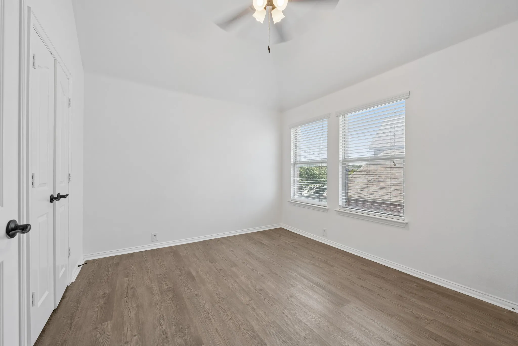 Single Family Residence For Rent in Denton County , 2405 Marble Canyon Drive, Little Elm, Texas 75068, 4 Bedroom, 3 Bathroom, 2 Garage spaces, 2,326 Sqft, built in 2008, mls#21381609, Real Estate Agent in Little Elm, Homes For Rent in Denton county, Homes For Rent in Little Elm, Realtor in Little Elm Texas, Real Estate Brokerage Independent Realty Texas, Luminita Cordes Realtor