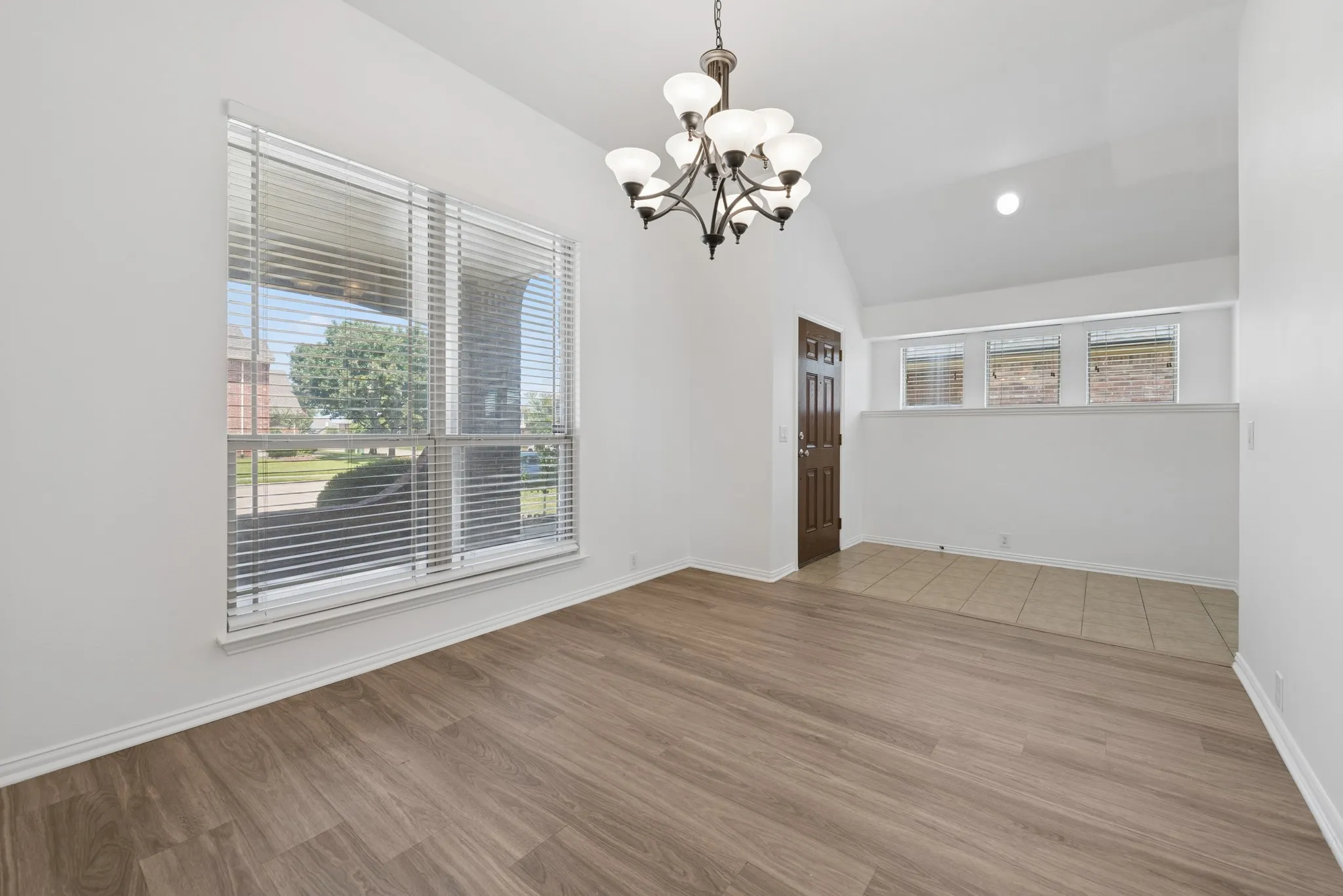 Single Family Residence For Rent in Denton County , 2405 Marble Canyon Drive, Little Elm, Texas 75068, 4 Bedroom, 3 Bathroom, 2 Garage spaces, 2,326 Sqft, built in 2008, mls#21381609, Real Estate Agent in Little Elm, Homes For Rent in Denton county, Homes For Rent in Little Elm, Realtor in Little Elm Texas, Real Estate Brokerage Independent Realty Texas, Luminita Cordes Realtor