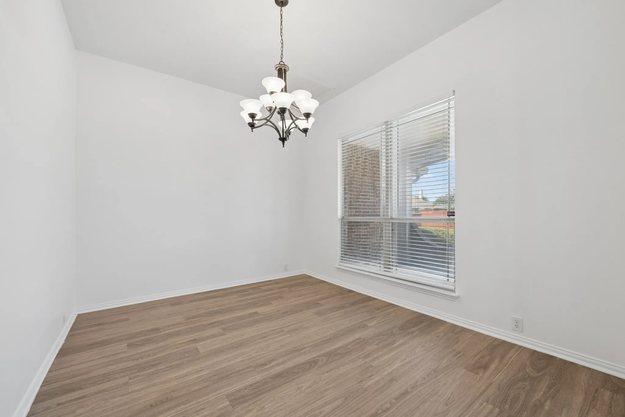 Single Family Residence For Rent in Denton County , 2405 Marble Canyon Drive, Little Elm, Texas 75068, 4 Bedroom, 3 Bathroom, 2 Garage spaces, 2,326 Sqft, built in 2008, mls#21381609, Real Estate Agent in Little Elm, Homes For Rent in Denton county, Homes For Rent in Little Elm, Realtor in Little Elm Texas, Real Estate Brokerage Independent Realty Texas, Luminita Cordes Realtor