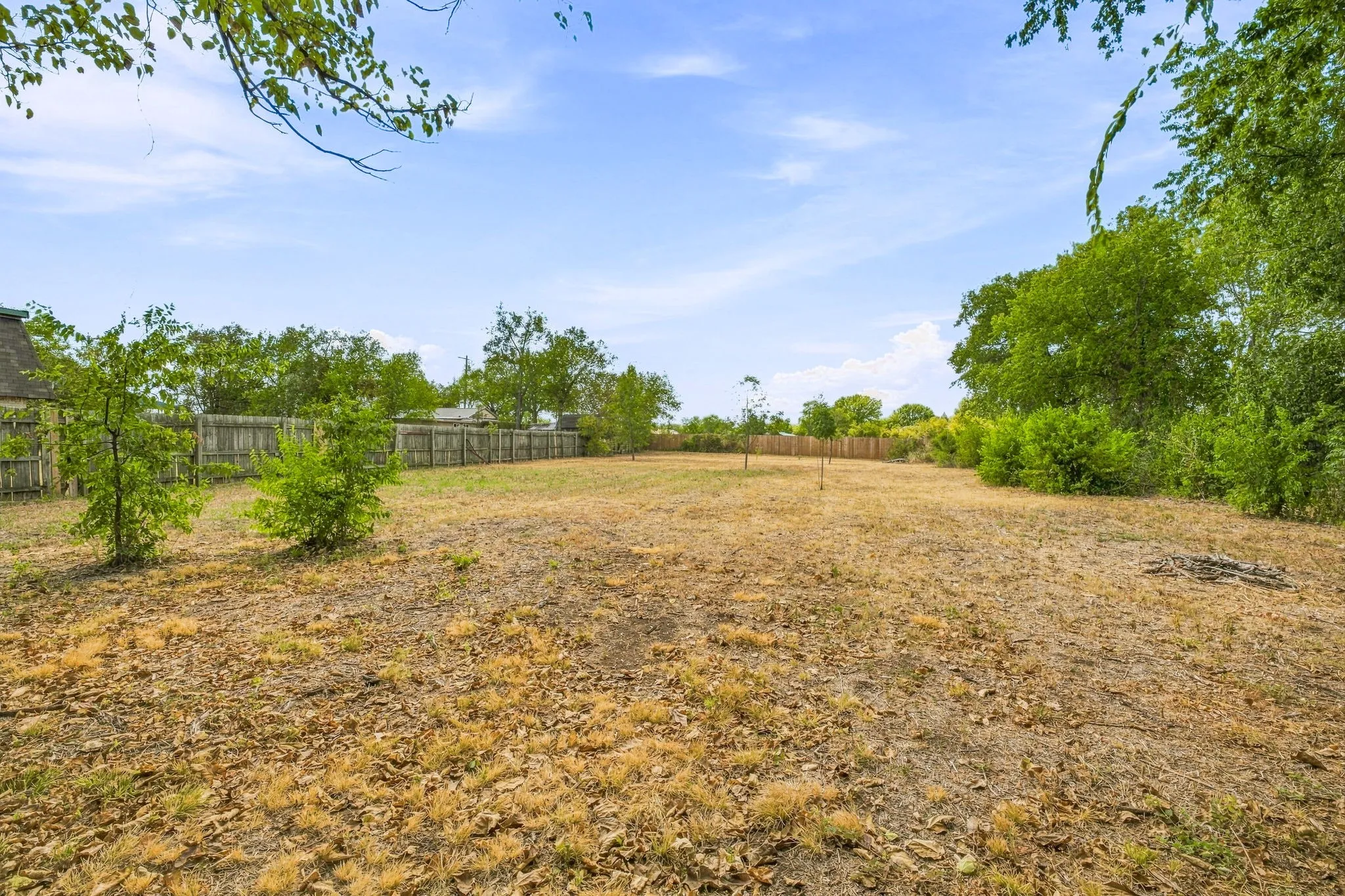 Single Family Residence For Sale in Somervell County , 403 N Gaither Street, Glen Rose, Texas 76043, 3 Bedroom, 2 Bathroom, Garage spaces, 1,472 Sqft, built in 0, mls#21381833, Real Estate Agent in Glen Rose, Homes For Sale in Somervell county, Homes For Sale in Glen Rose, Realtor in Glen Rose Texas, Real Estate Brokerage Independent Realty Texas, Luminita Cordes Realtor