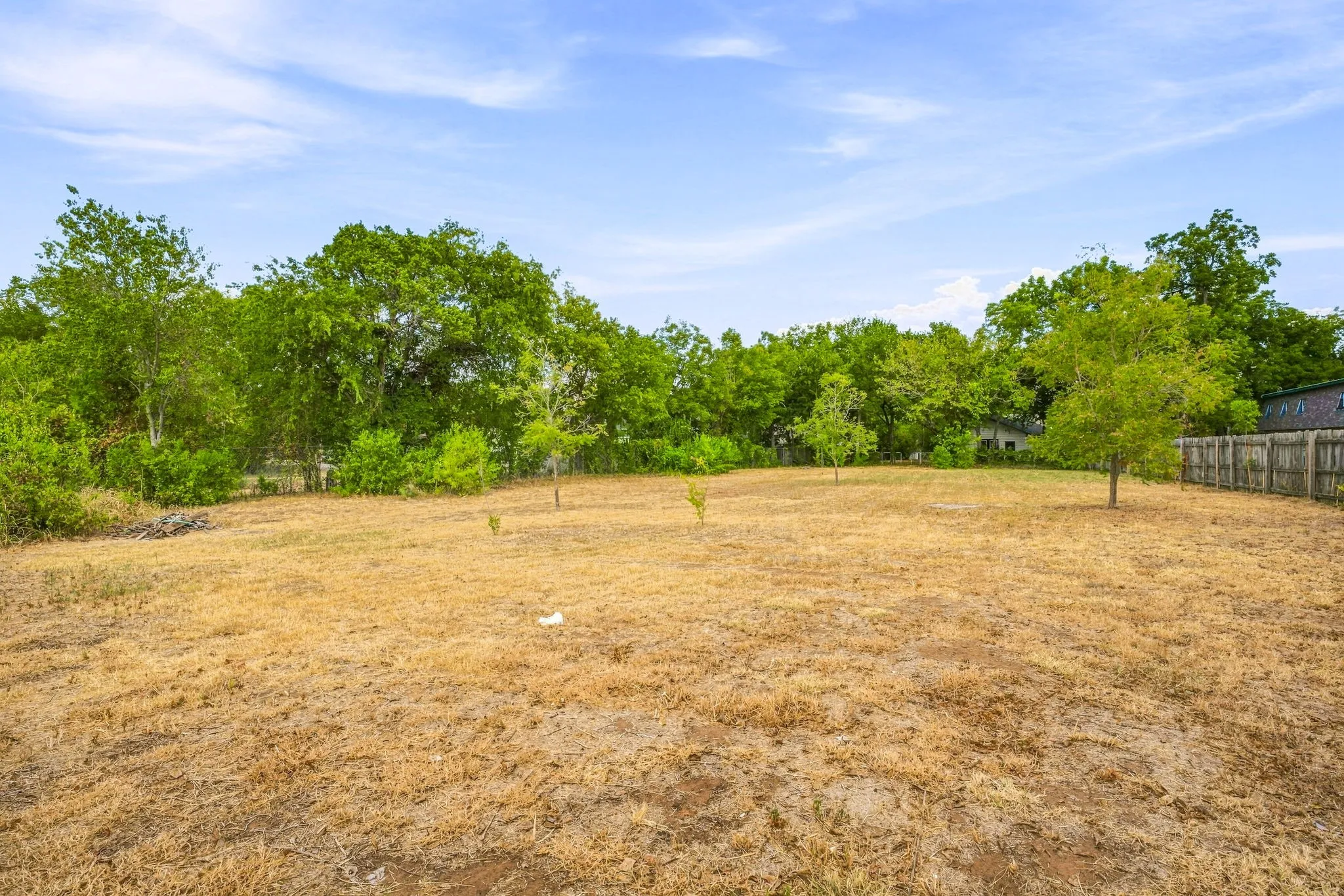 Single Family Residence For Sale in Somervell County , 403 N Gaither Street, Glen Rose, Texas 76043, 3 Bedroom, 2 Bathroom, Garage spaces, 1,472 Sqft, built in 0, mls#21381833, Real Estate Agent in Glen Rose, Homes For Sale in Somervell county, Homes For Sale in Glen Rose, Realtor in Glen Rose Texas, Real Estate Brokerage Independent Realty Texas, Luminita Cordes Realtor